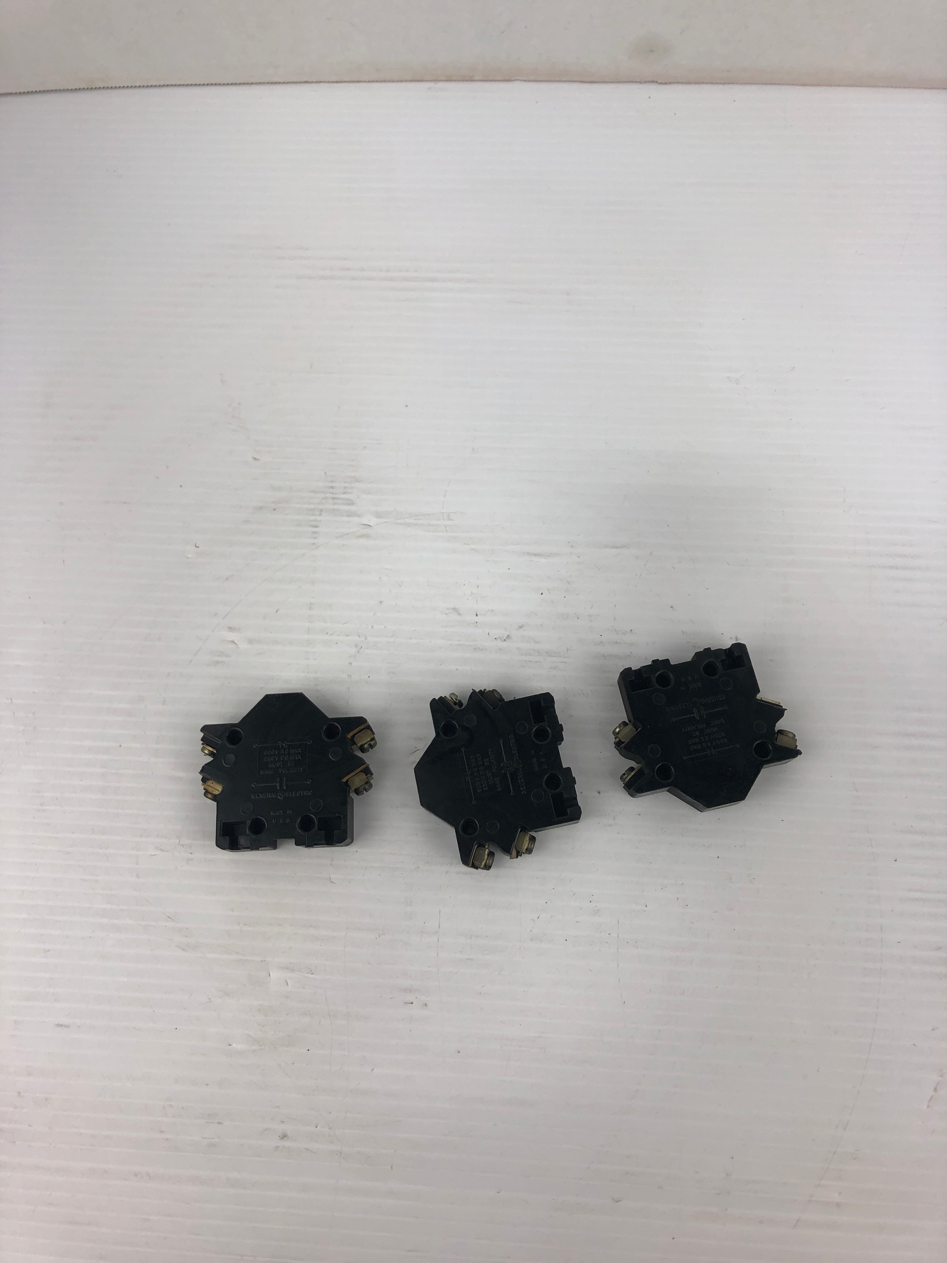 GE Auxiliary Contact - Lot of 3