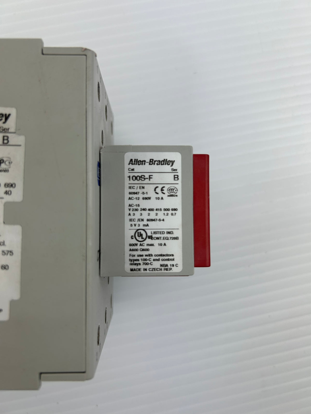 Allen Bradley 100S-C72D14BC Safety Contactor Series B 100-C72*00
