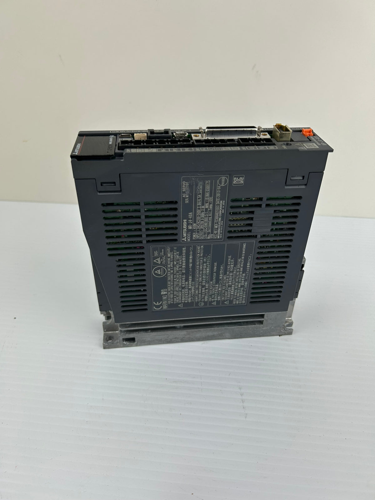 Mitsubishi MR-J4-40A MELSERVO-J4 400W AC Servo Drive Amplifier 200-240V