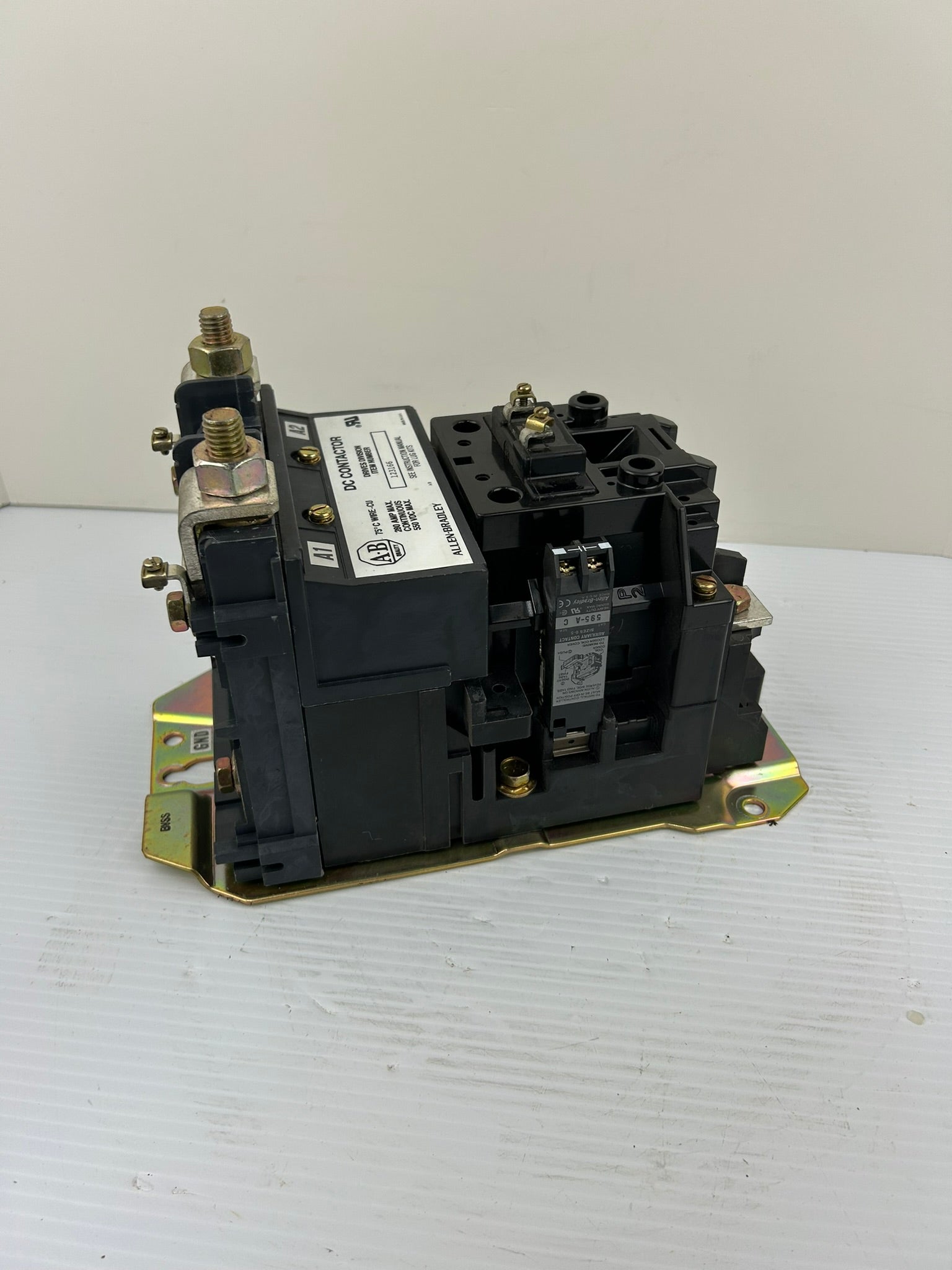 Allen Bradley 123166 DC Contactor 280 Amp 550VDC 115VAC Coil AB Drive 595-A /C