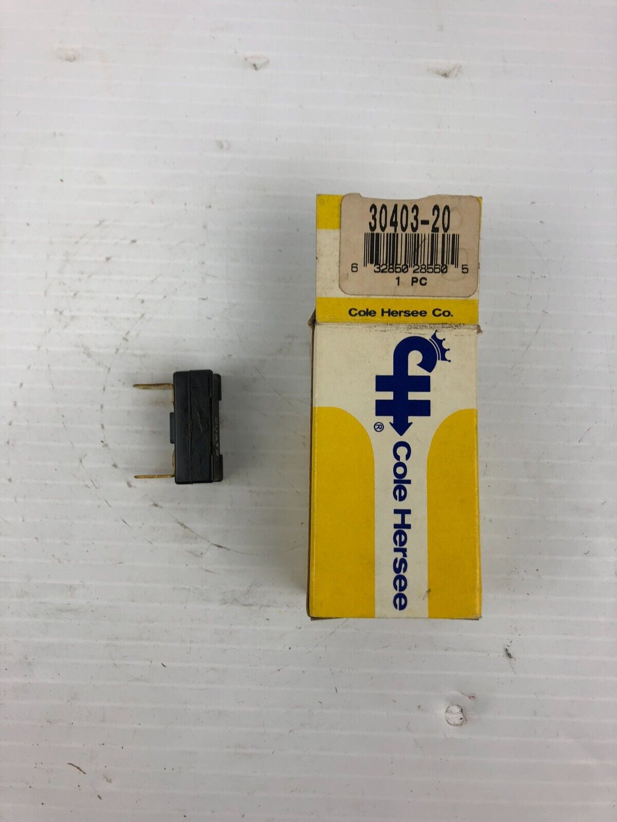 Cole Hersee 30403-20 Circuit Breaker
