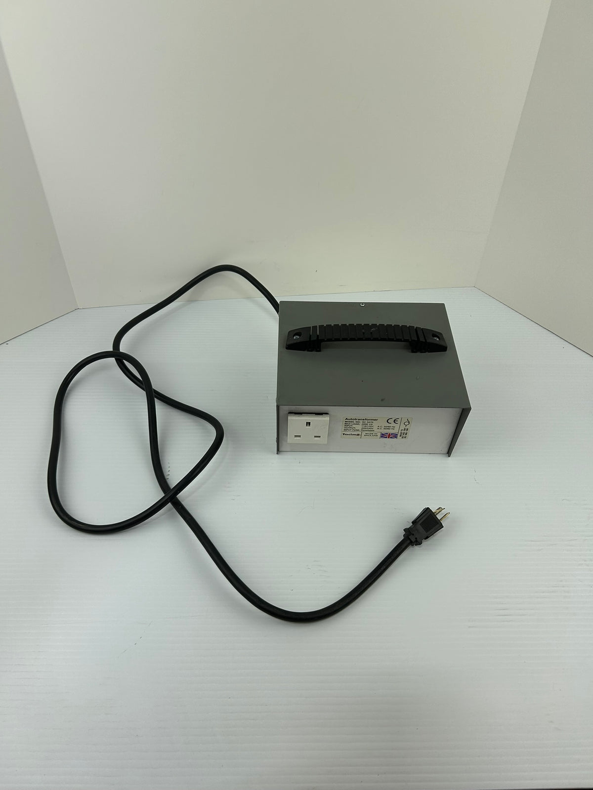 Tacima SC5470 Autotransformer 2000VA Max
