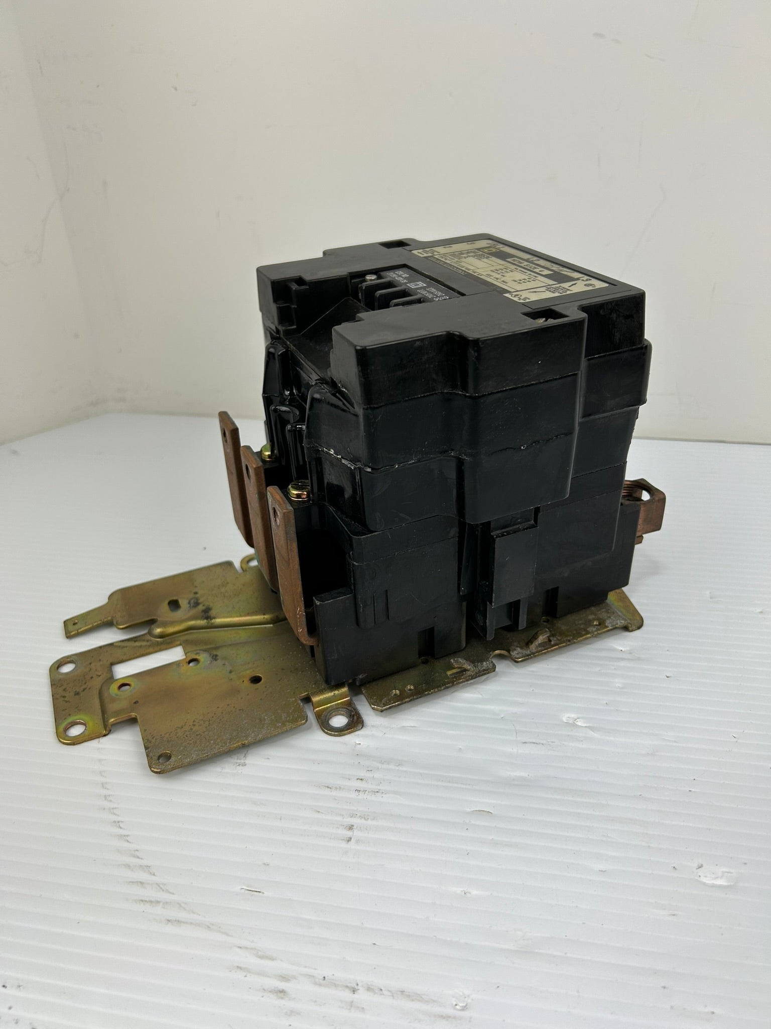 Square D 8536 SF01 Starter Contactor Series A Nema Size 4