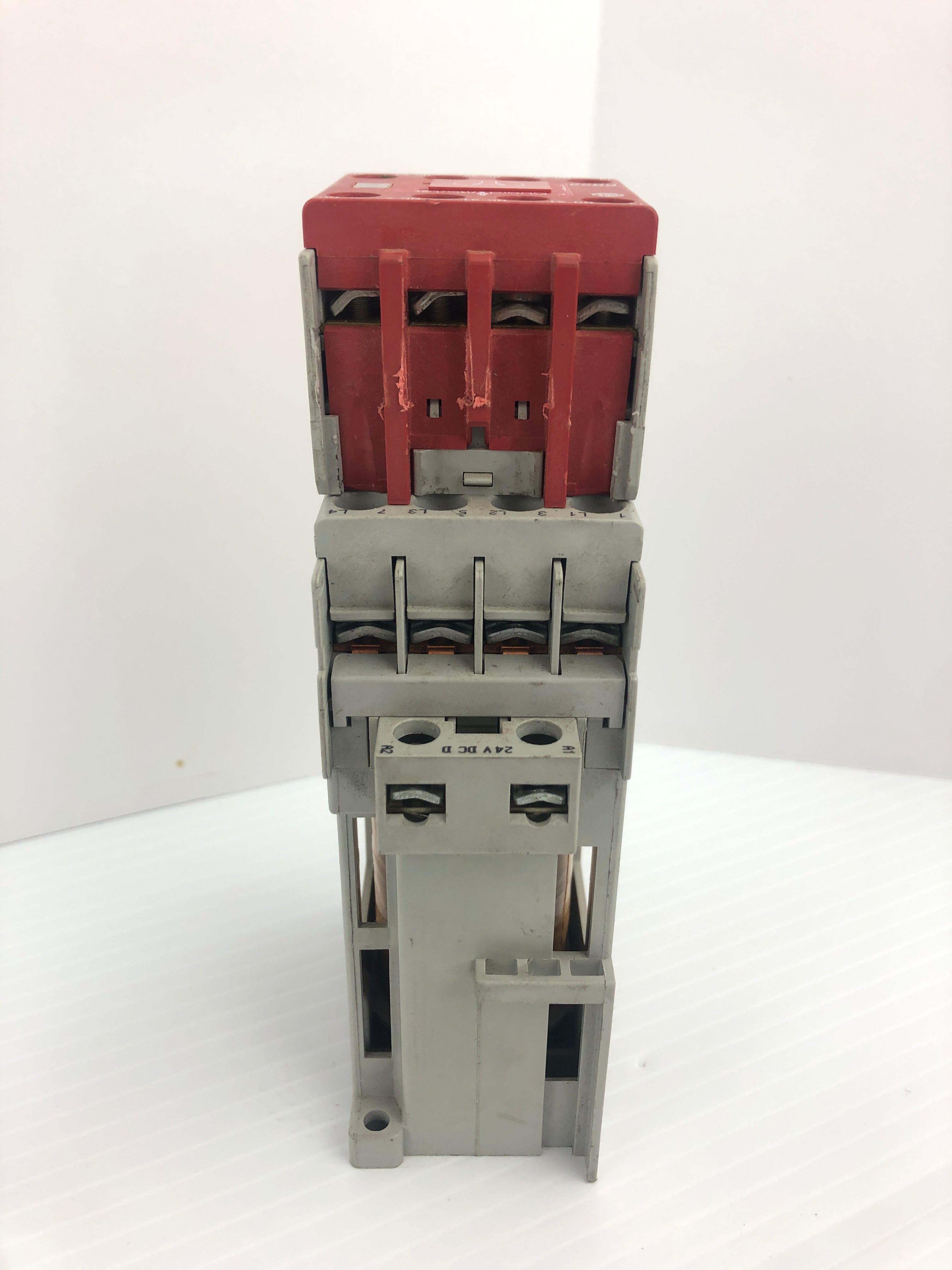 Allen-Bradley 100-C23D*400 Contactor with 100S-F Guard Master Contact Block