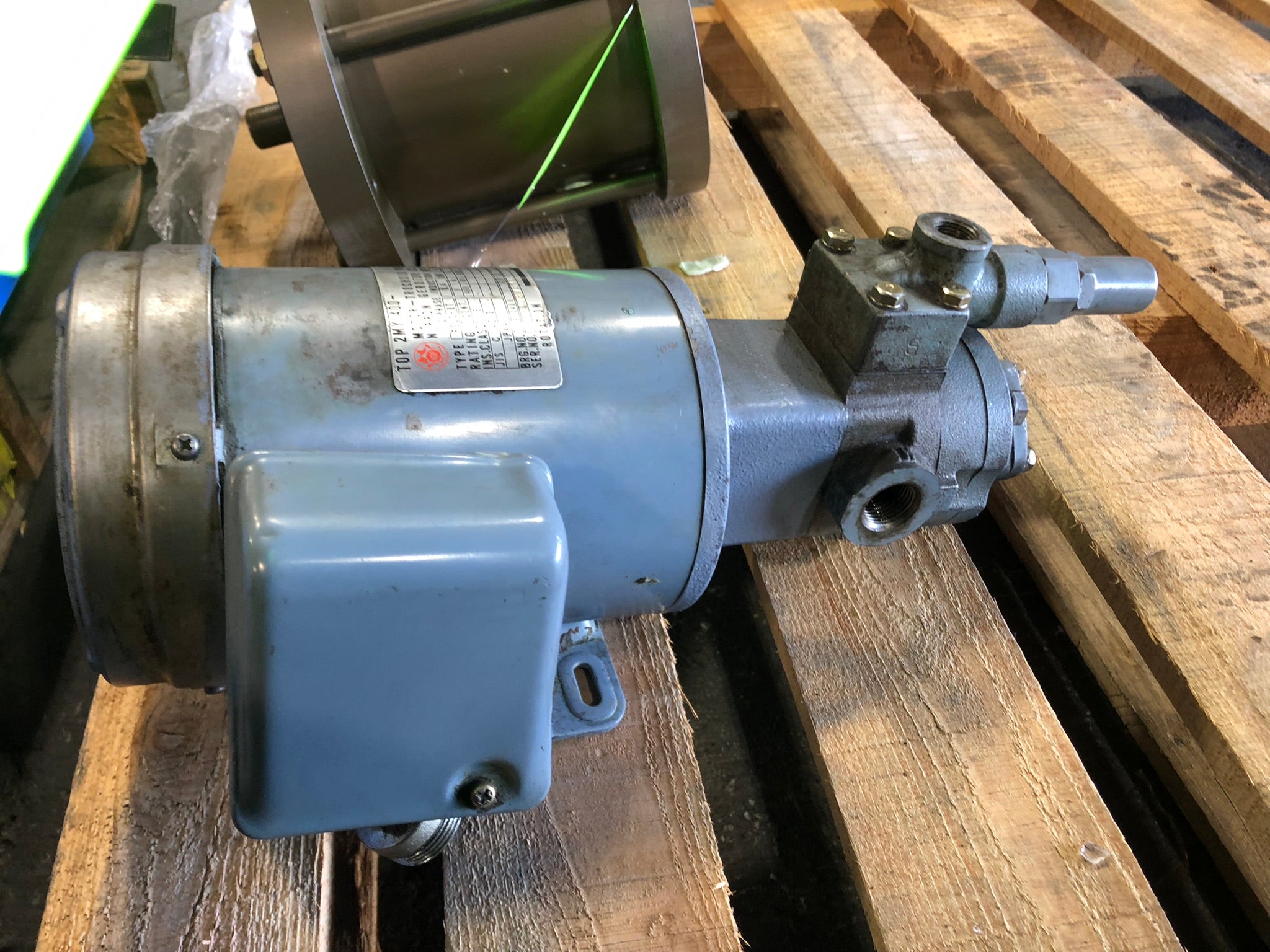 Nippon Gerotor FELQ-8T 3 Phase Induction Motor 4 Poles, 460V, 60 Hz, 1710 RPM