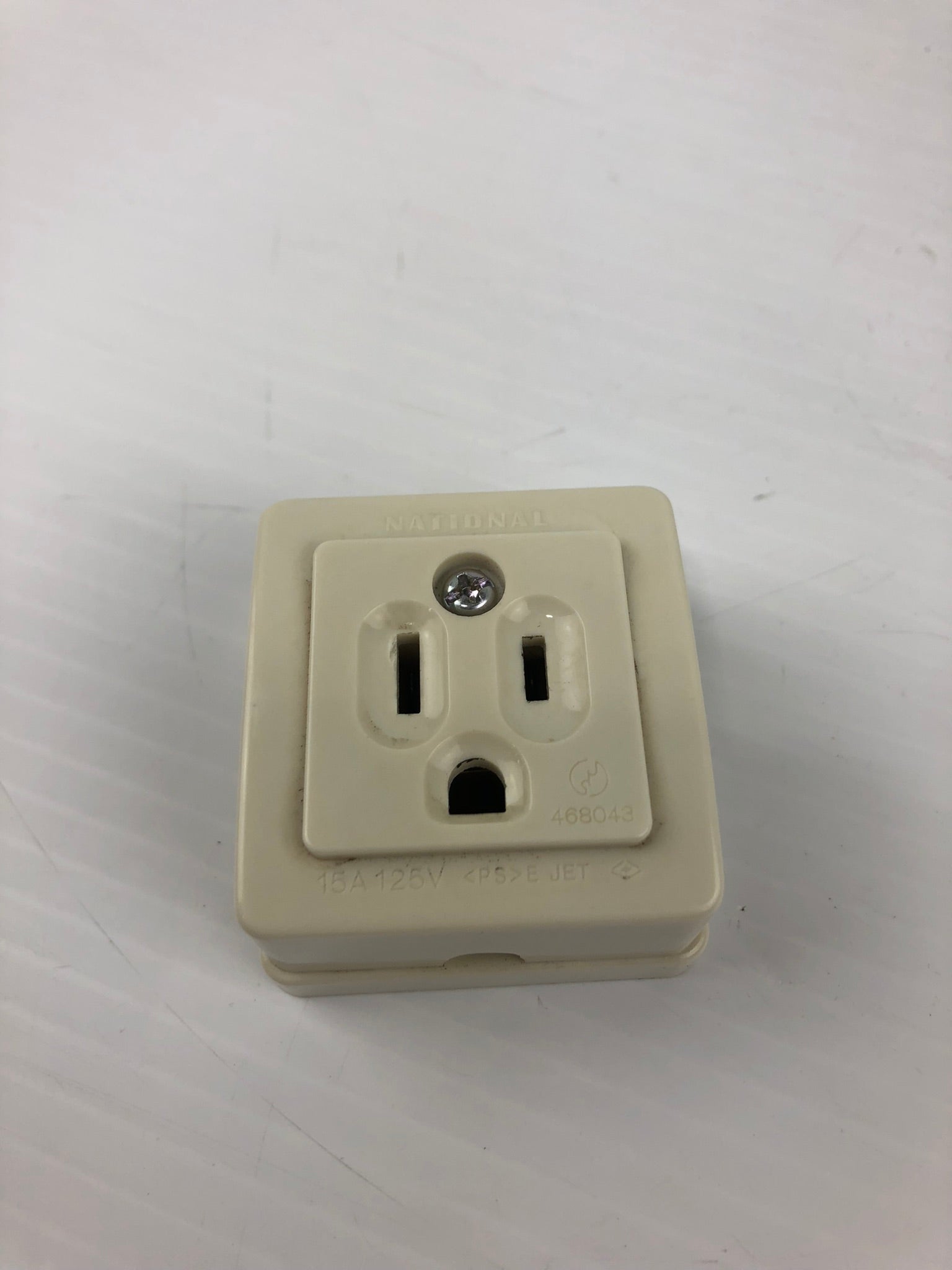 National WK3001 Receptacle 15A 125V 41-5286