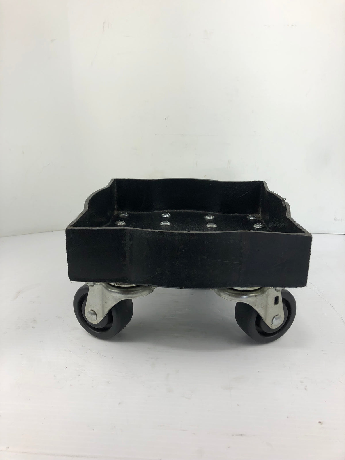 Back Plastic Stand with Metal Swivel Casters Wheeled Plant Holder Motor Stand
