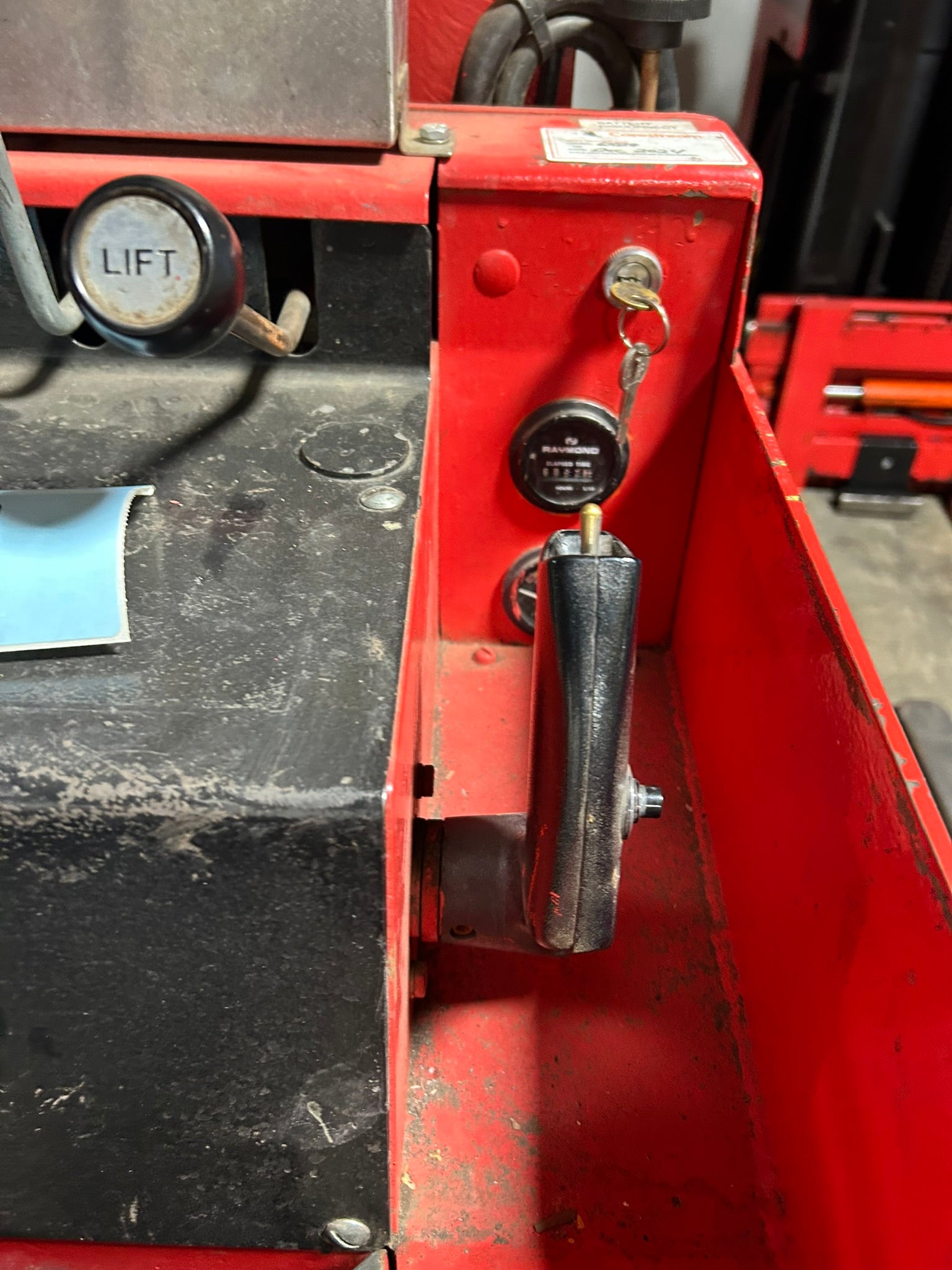 Raymond 20R40TT Electric Stand-Up Forklift Truck 4000 Lb. Capacity 24V 6034 Hrs.