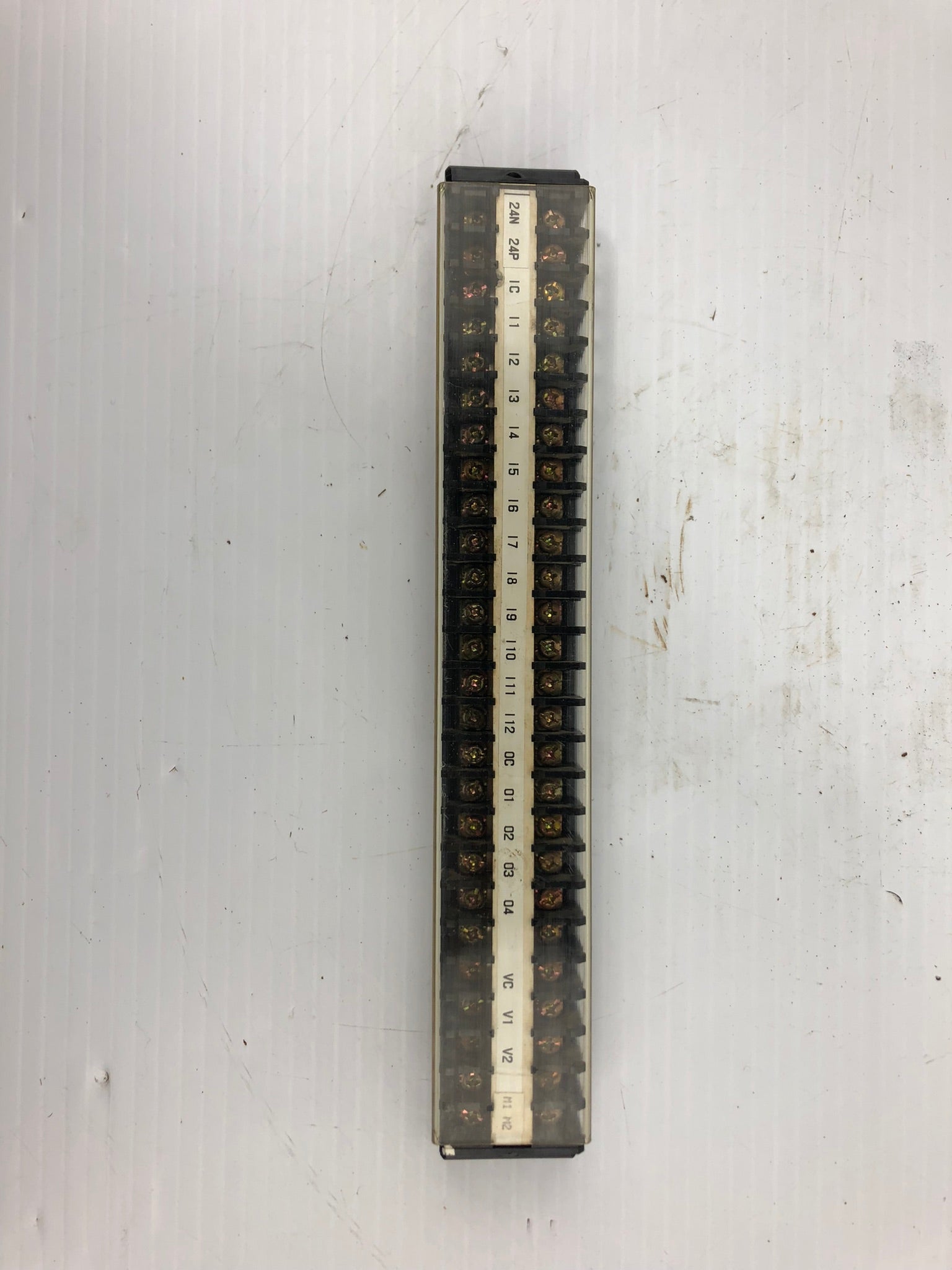 IDEC BTB15 Terminal Block 26 Pole