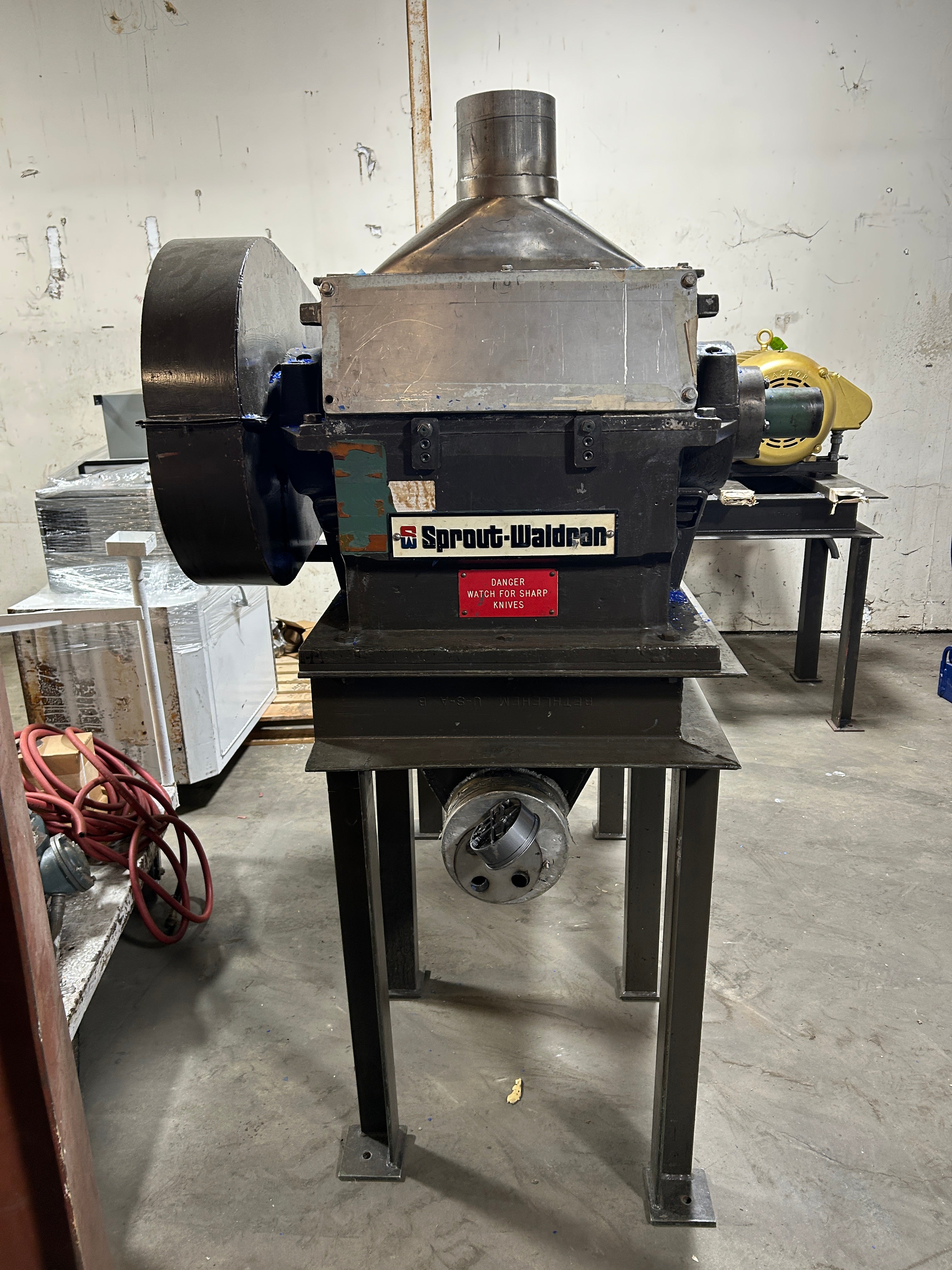 Sprout Waldron BR-14X18 Edge Chopper 25HP Motor with Blades Cart Set