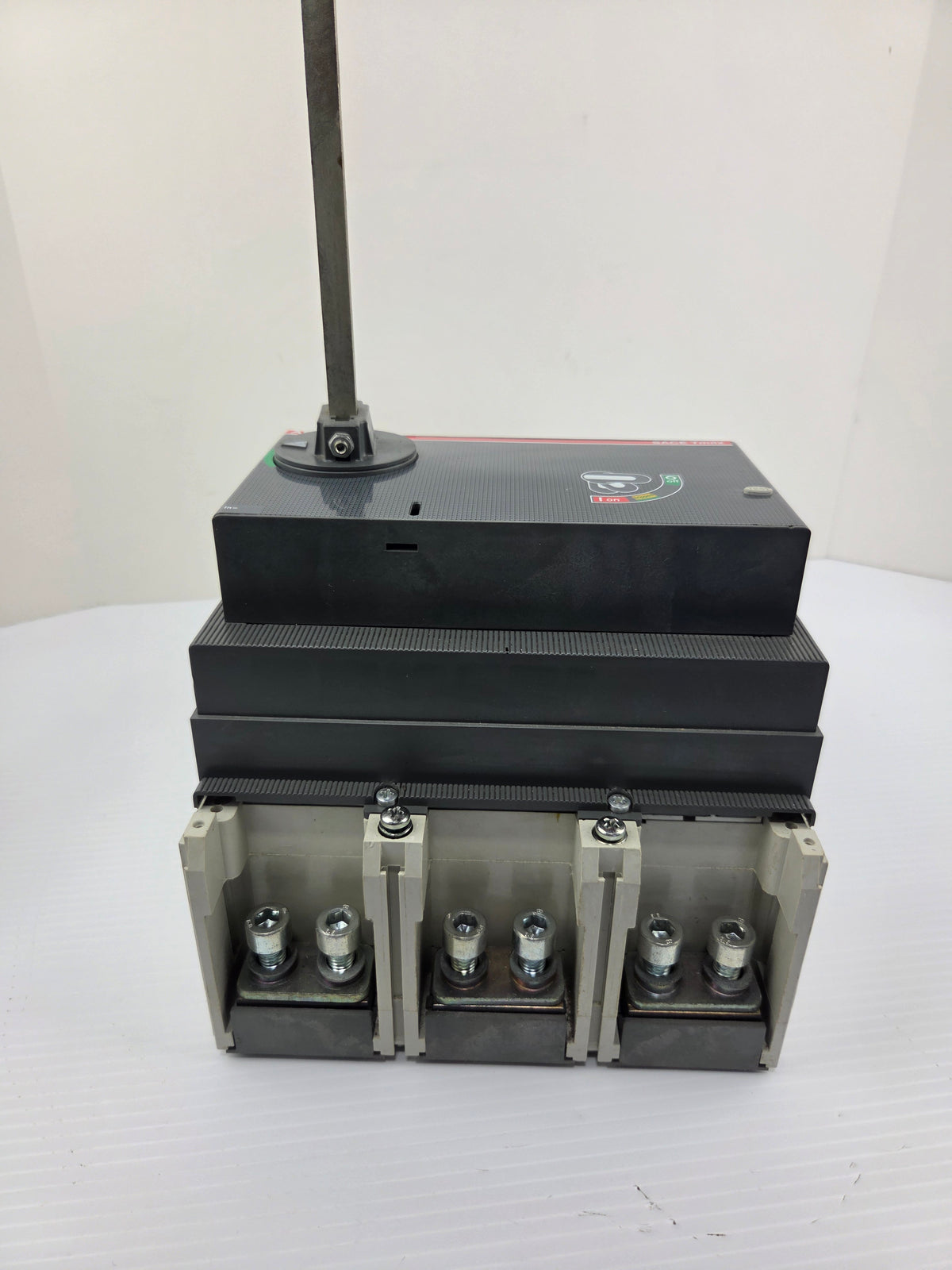 ABB SACE Tmax T7H 1200 Molded Case Circuit Breaker 1200A PR331/P BF41148605