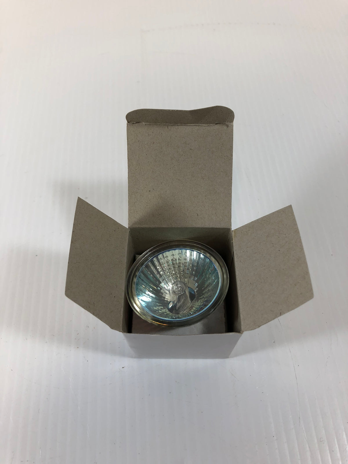 Lot of 6 - ITC MR16+C 12V 20W Overhead Light Bulbs
