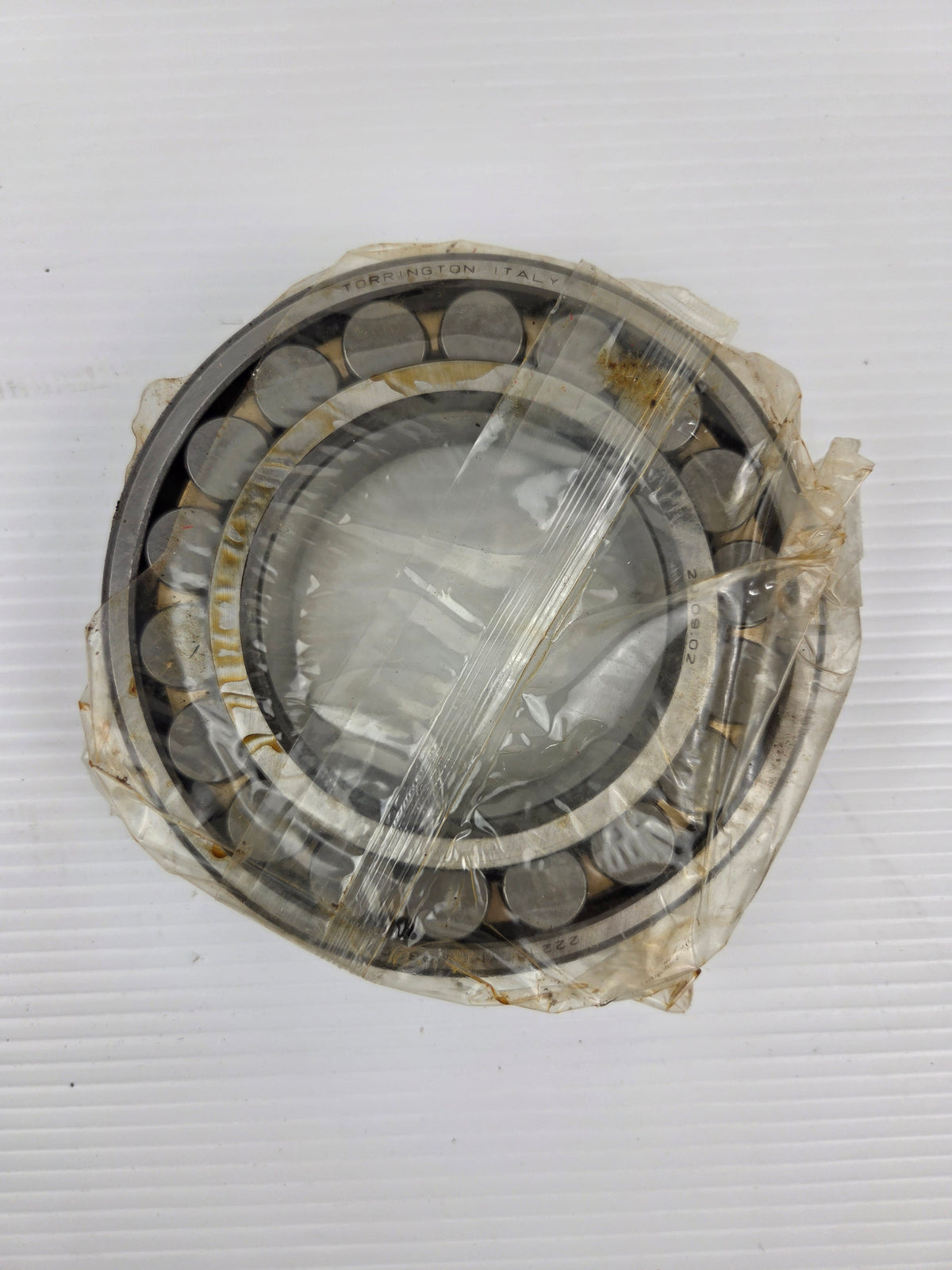 Torrington 22218YMW33C3 Double-Row Radial Spherical Roller Bearing High Cap. HD