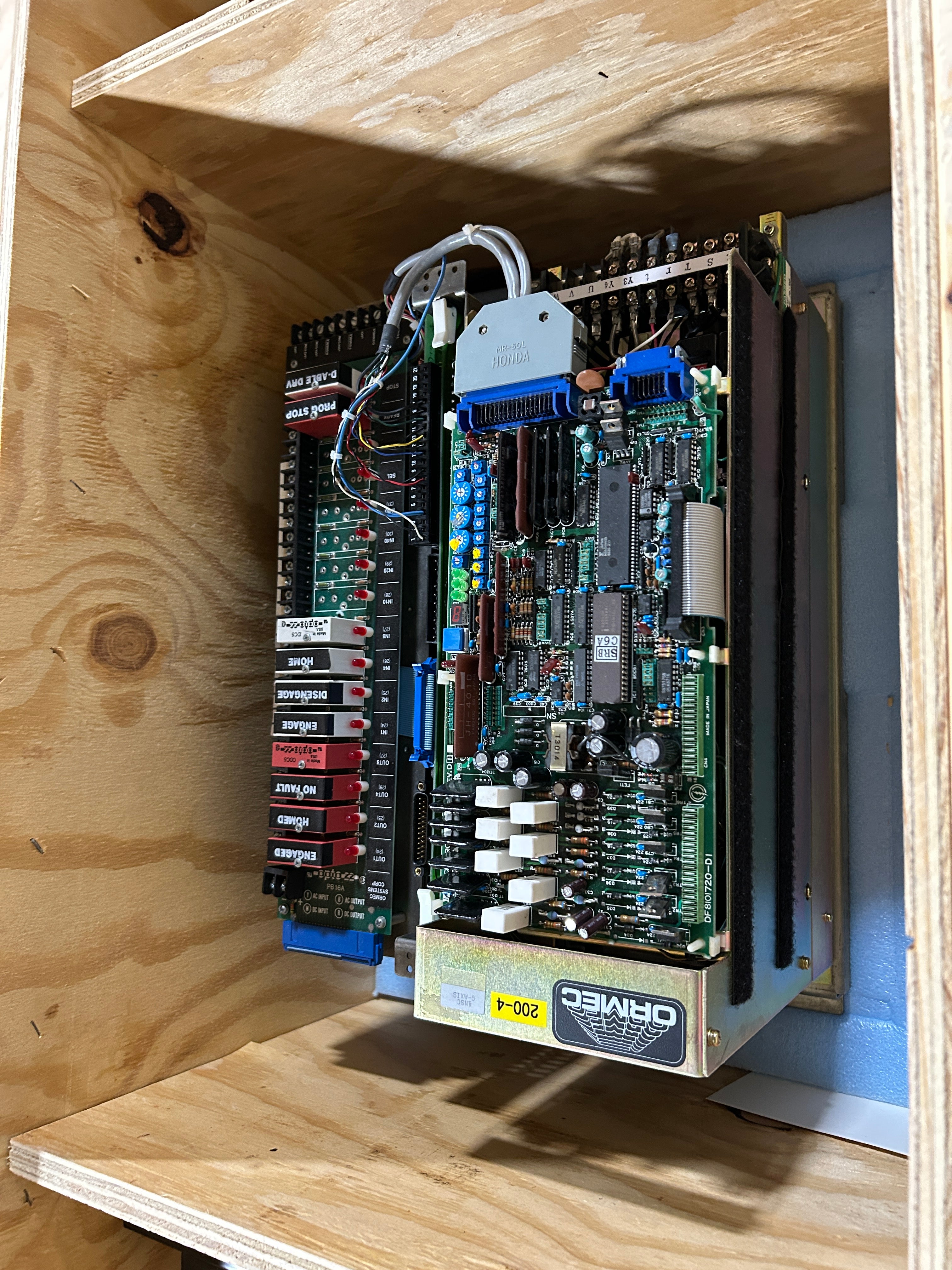 Ormec MCS-S33G:240 Servo Drive Assembly Breaker LF-330 Noise Filter SAC-SRDU