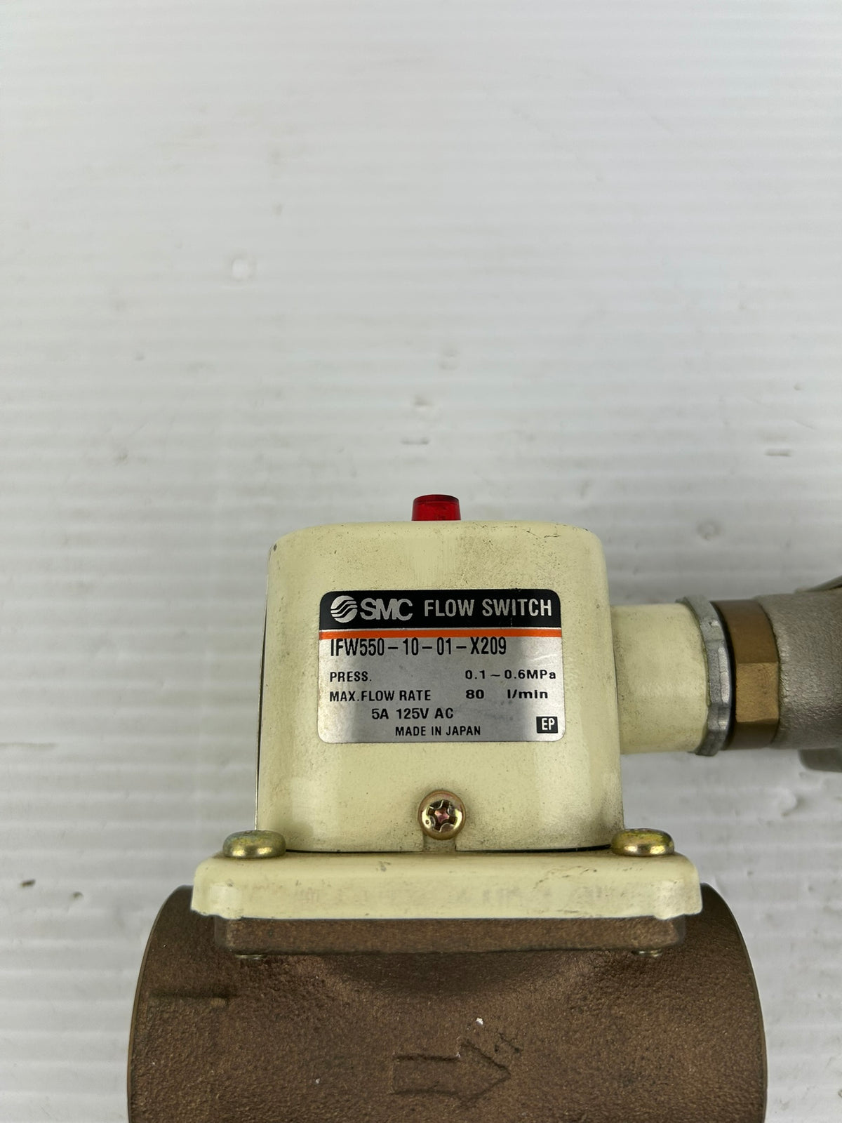 SMC IFW550-10-01-X209 Industrial Flow Switch 80 L/min 5A 125V AC