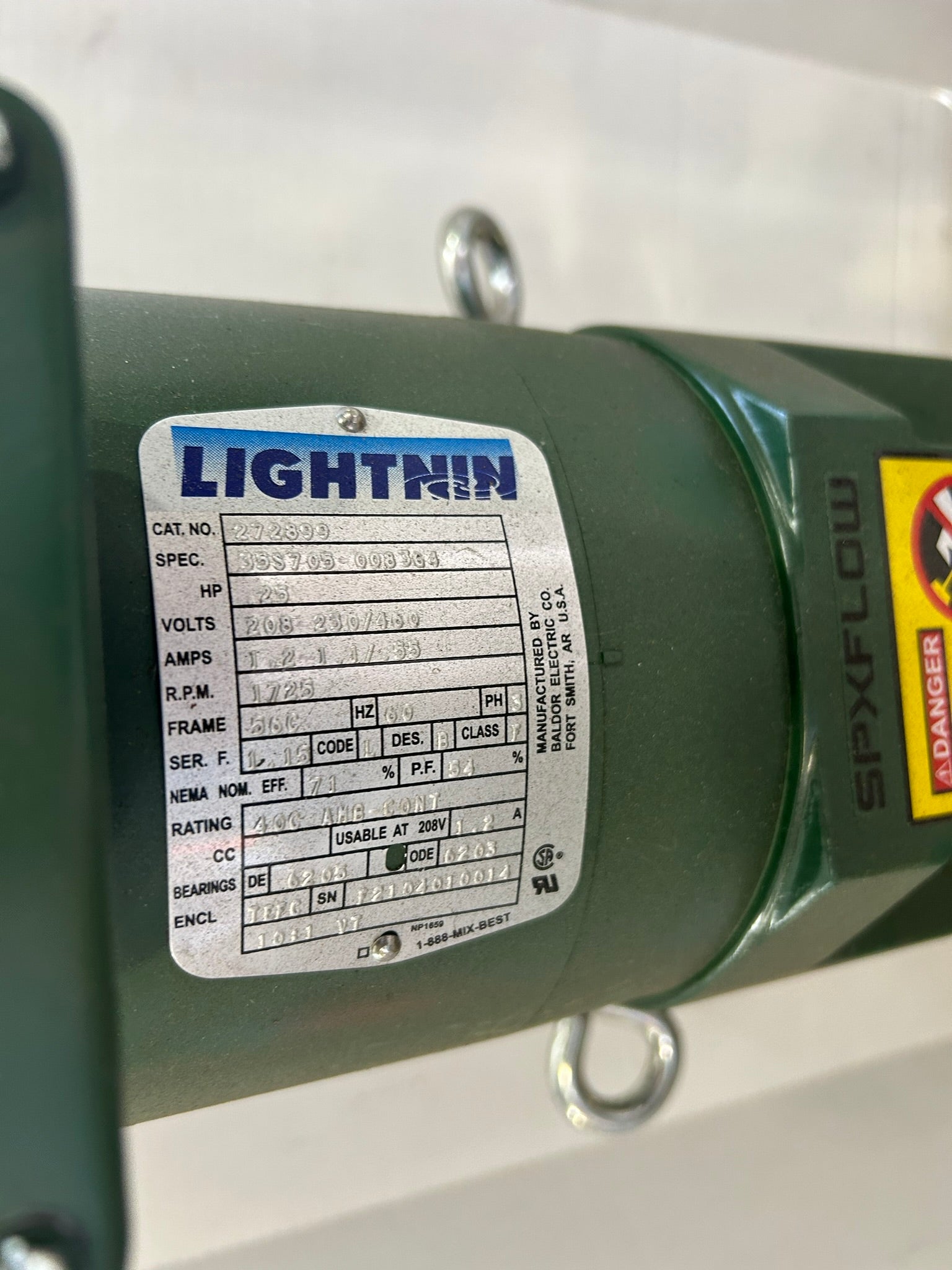 Lightnin 272899 DC Motor with SPX Flow X5S25 Mixer Head