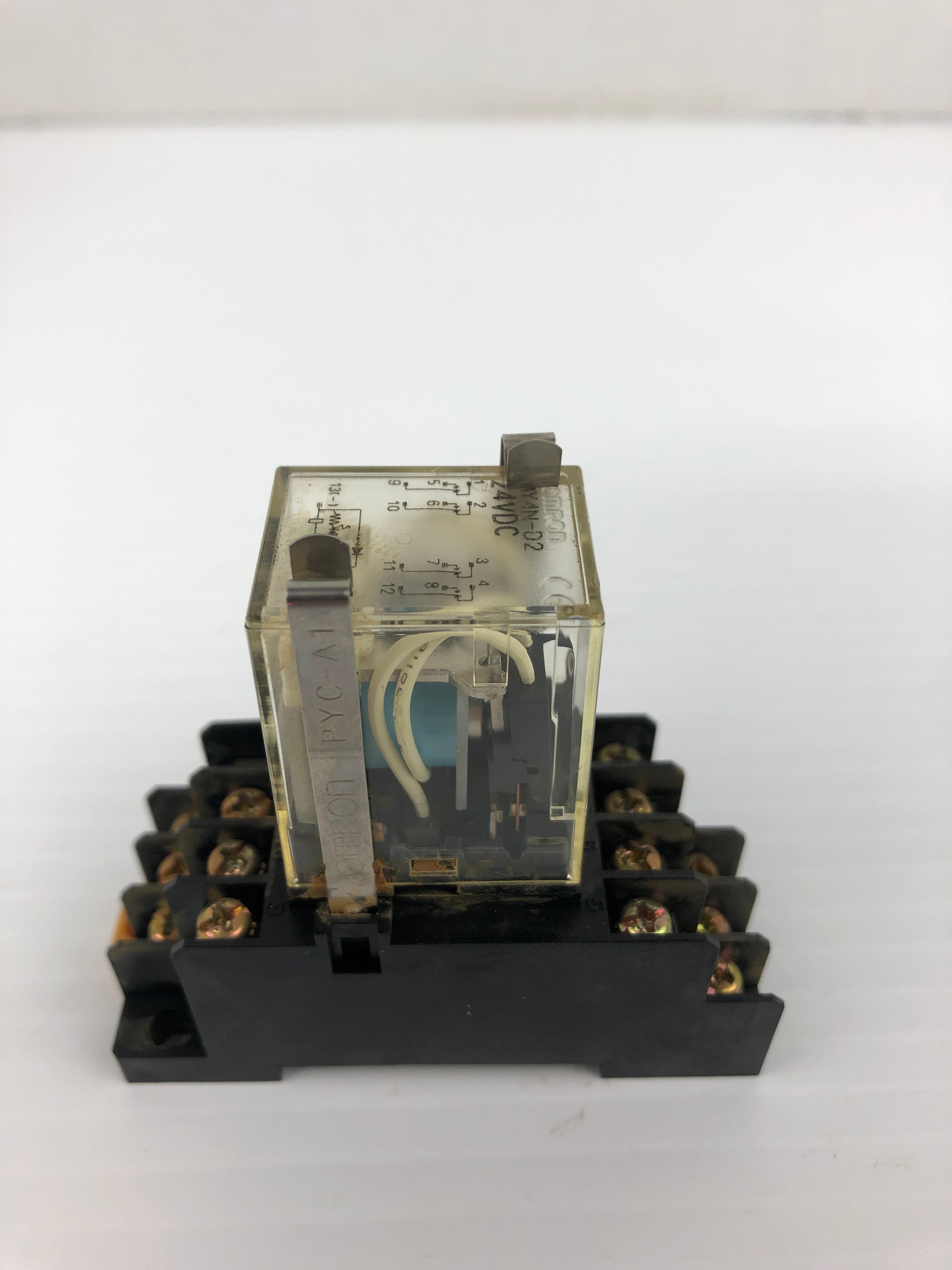 Omron MY4N-D2 Relay 24VDC with Base 2663YA 250V 5A