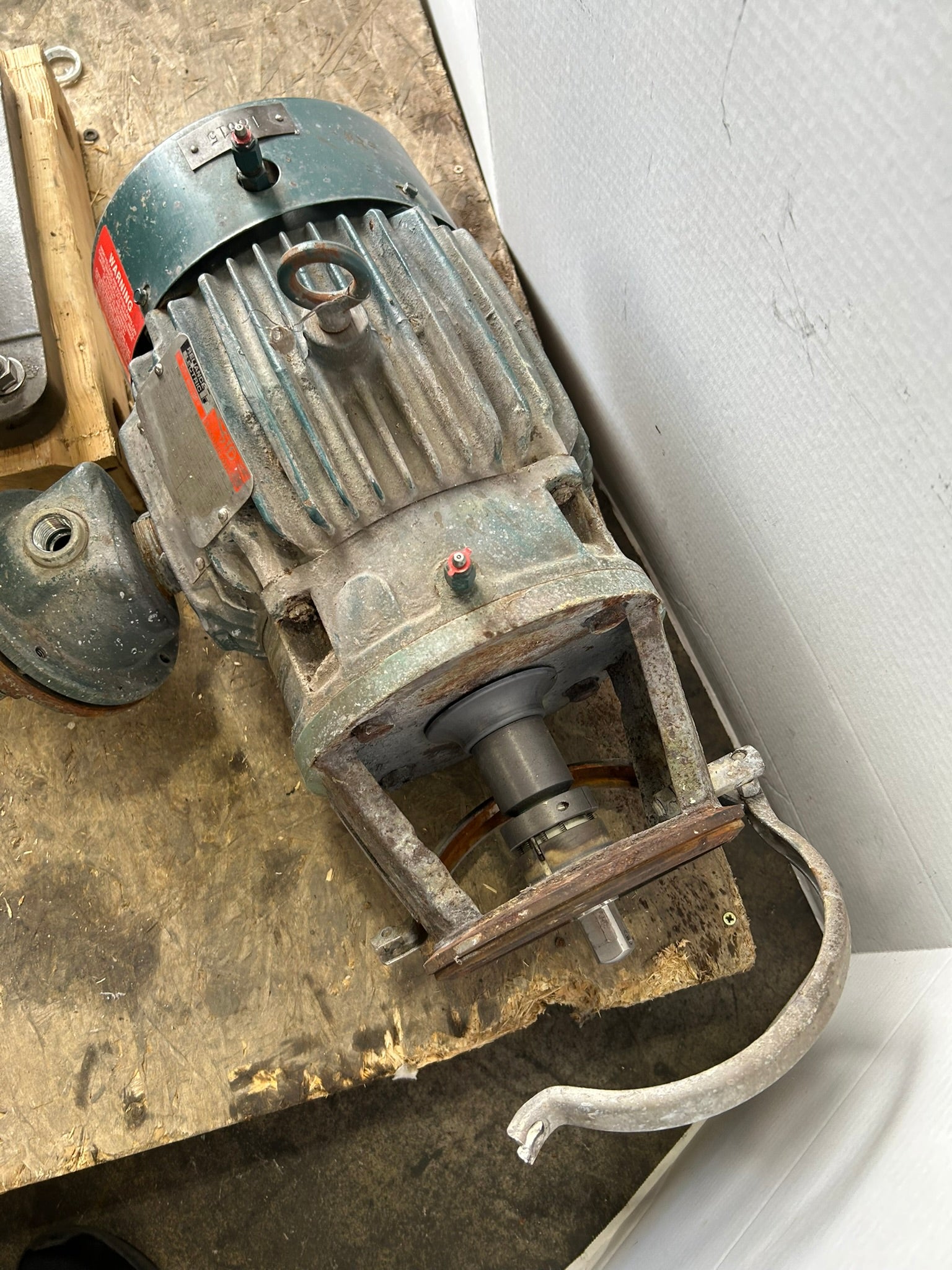 Reliance Electric 01UBZ7865701G1HB STD Duty Master Motor 5HP 3PH 3480RPM 184TC