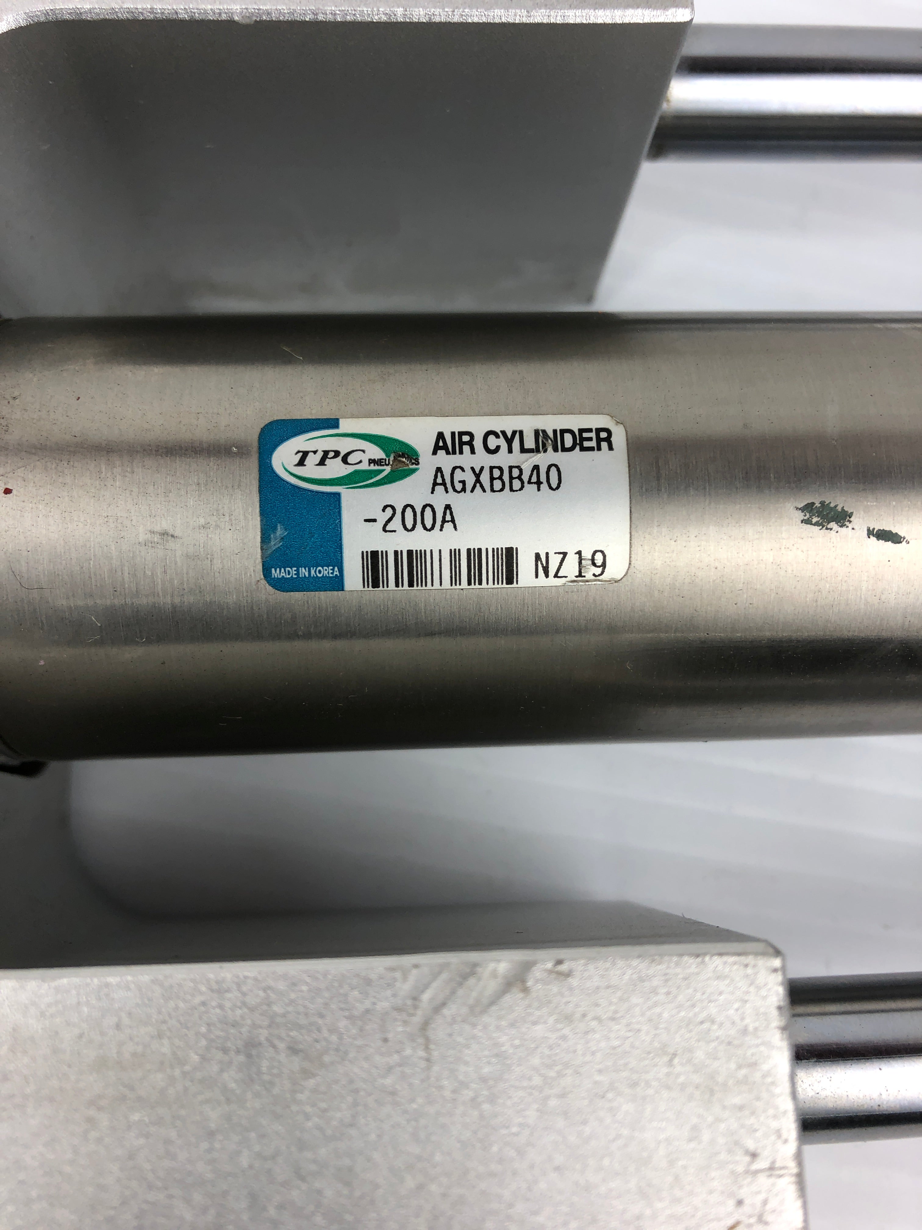 TPC AGXBB40-200A Air Cylinder