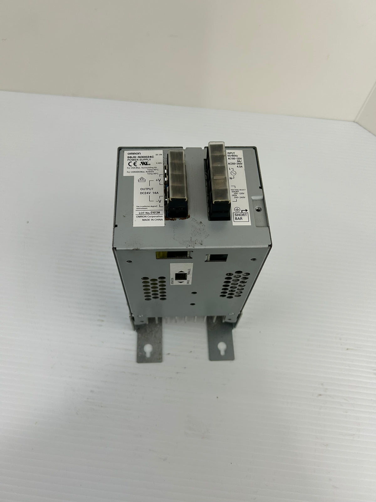 Omron S8JX-N30024C Power Supply 24V DC 14A 300W AC100-240V
