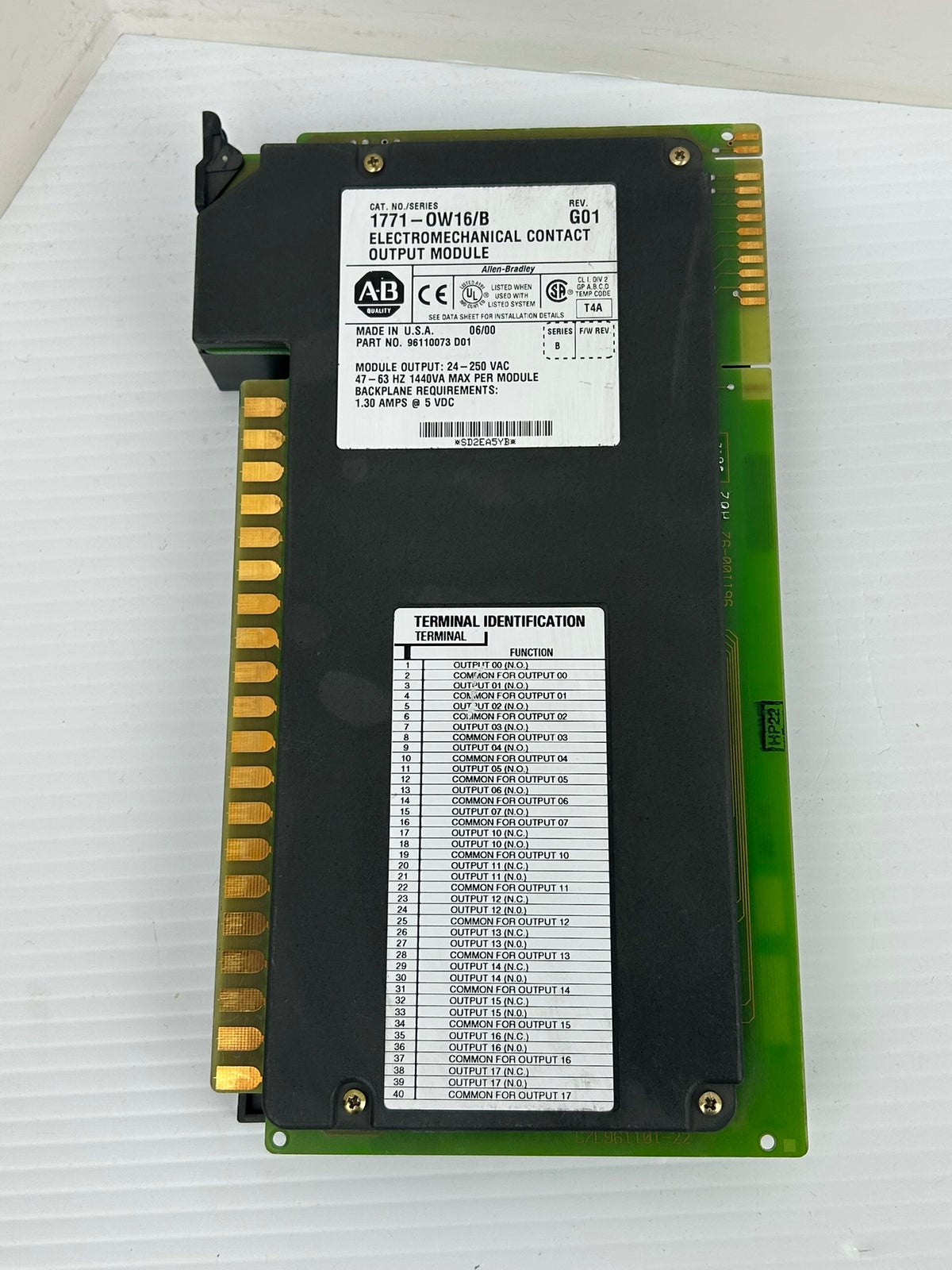 Allen-Bradley 1771-0W16/B Electromechanical Contact Output Module 1771-OW16