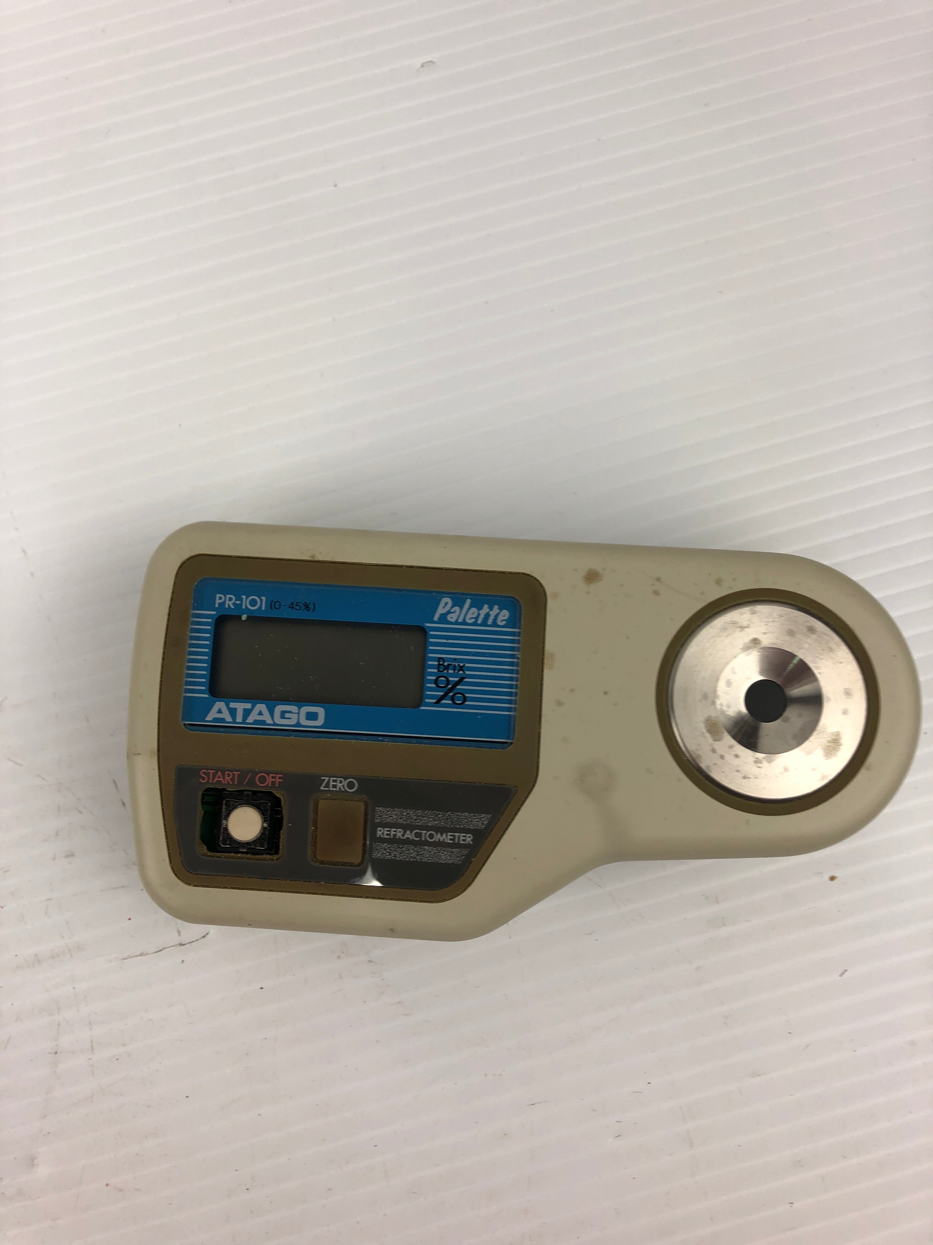 Atago PR-101 Refractometer Palette 0-45%