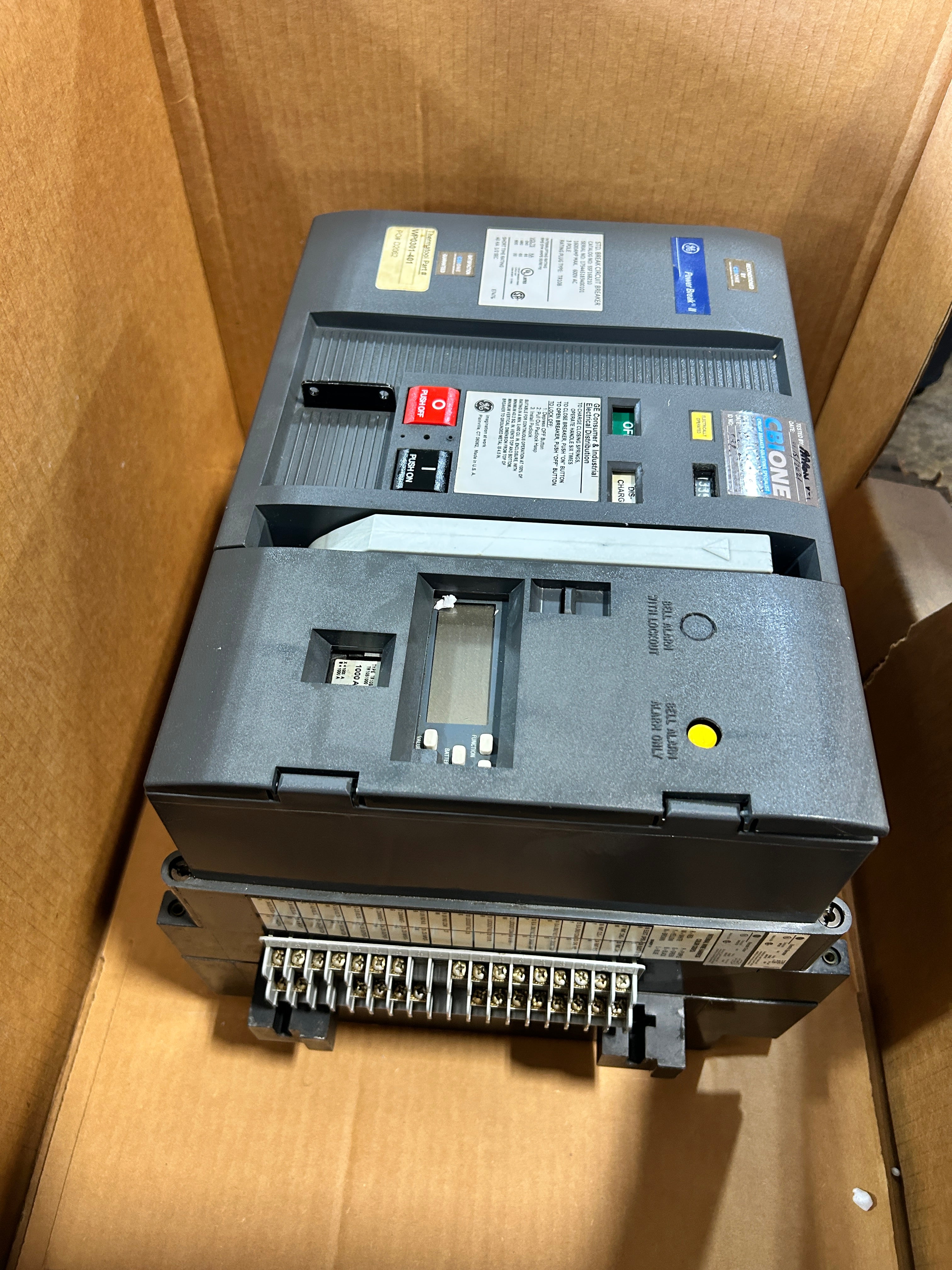 GE Power Break II SSF16B210 Circuit Breaker 1600A 600VAC 3 Pole TR10B