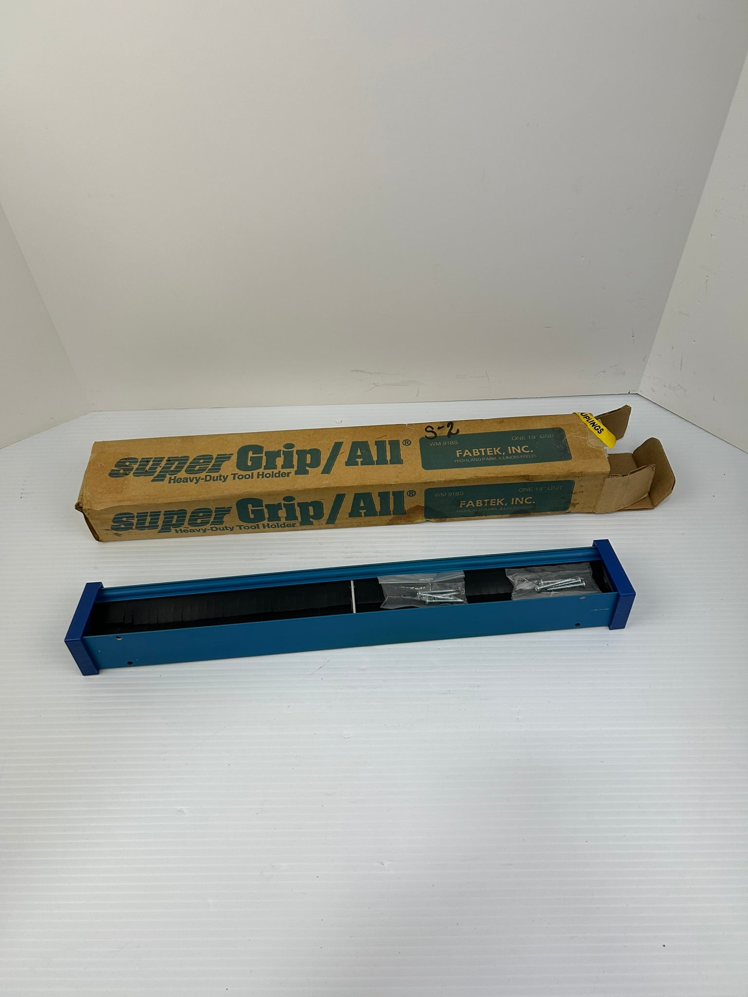 SuperGrip/All WM918S Heavy Duty Tool Holder 18" Long