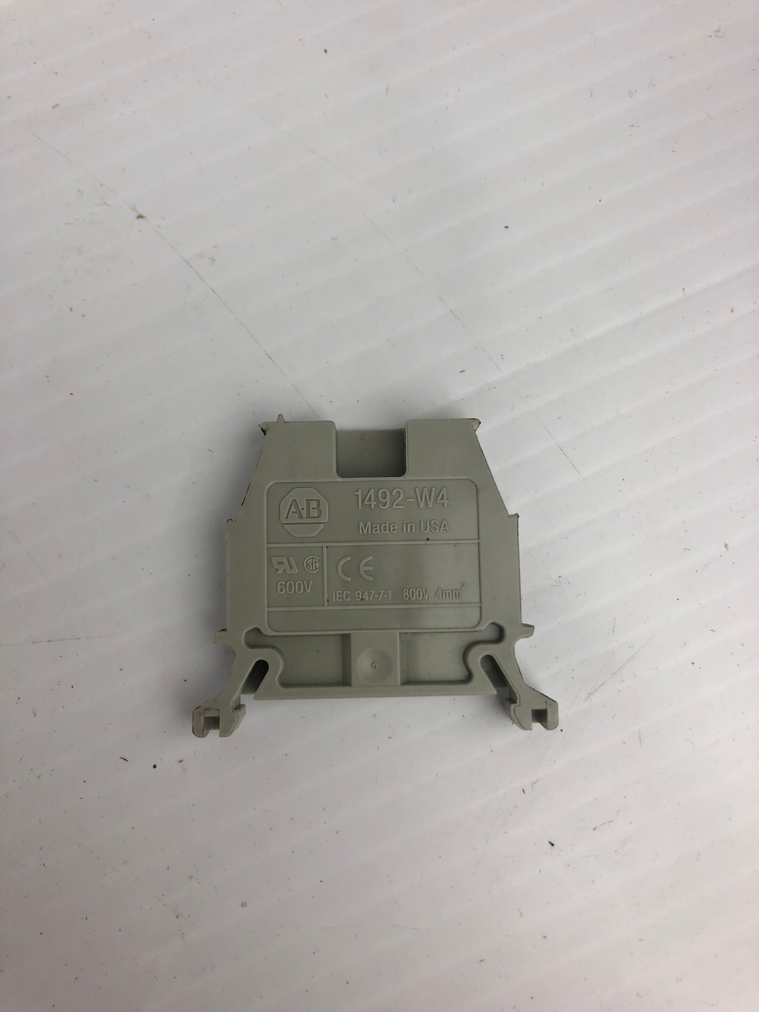 Allen-Bradley 1492-EB3 Terminal Barrier End