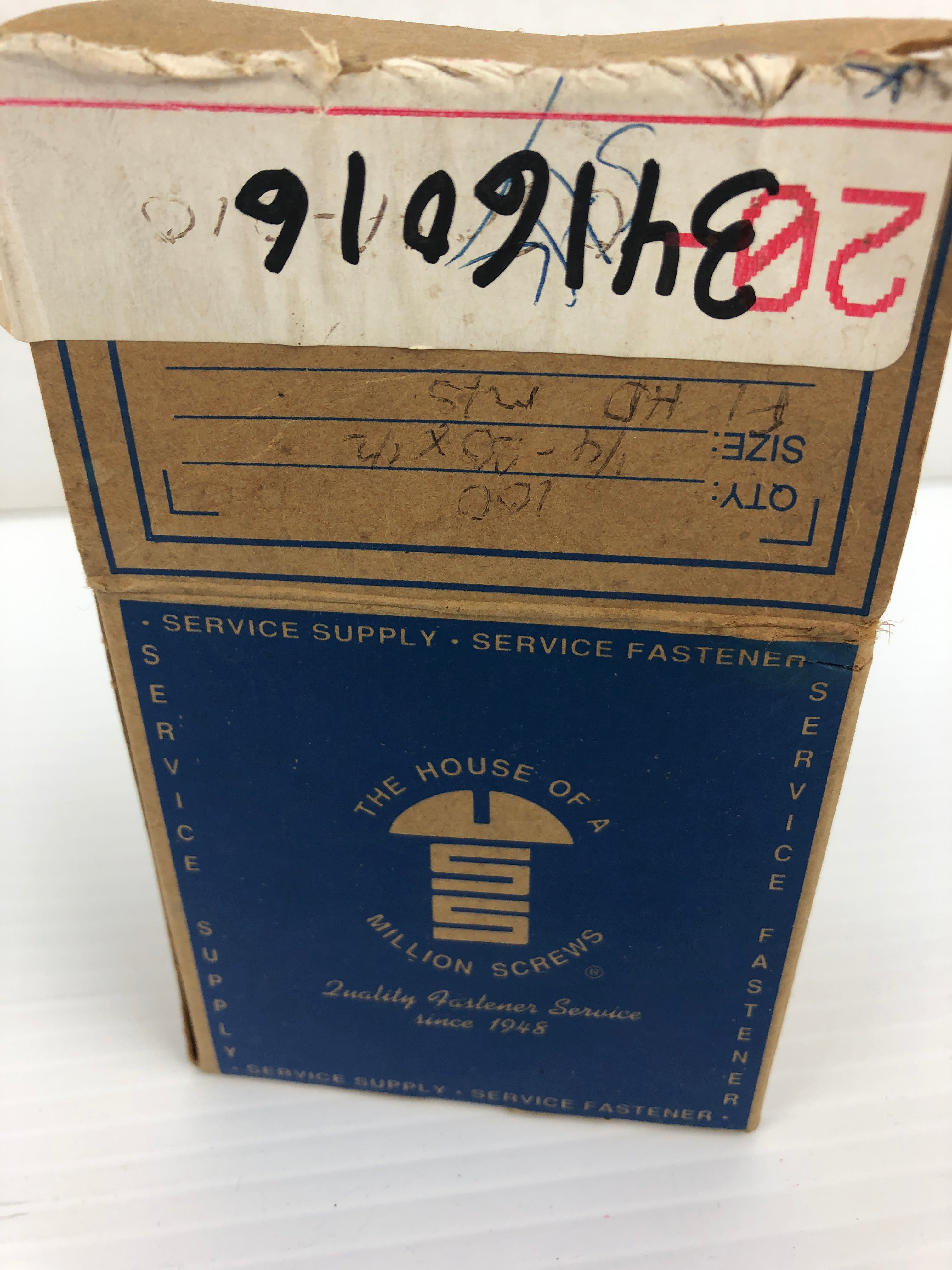 The House Of A Million Screws 1/4-20 x 1/2" Flat Head M/8 Zinc - Lot of 193