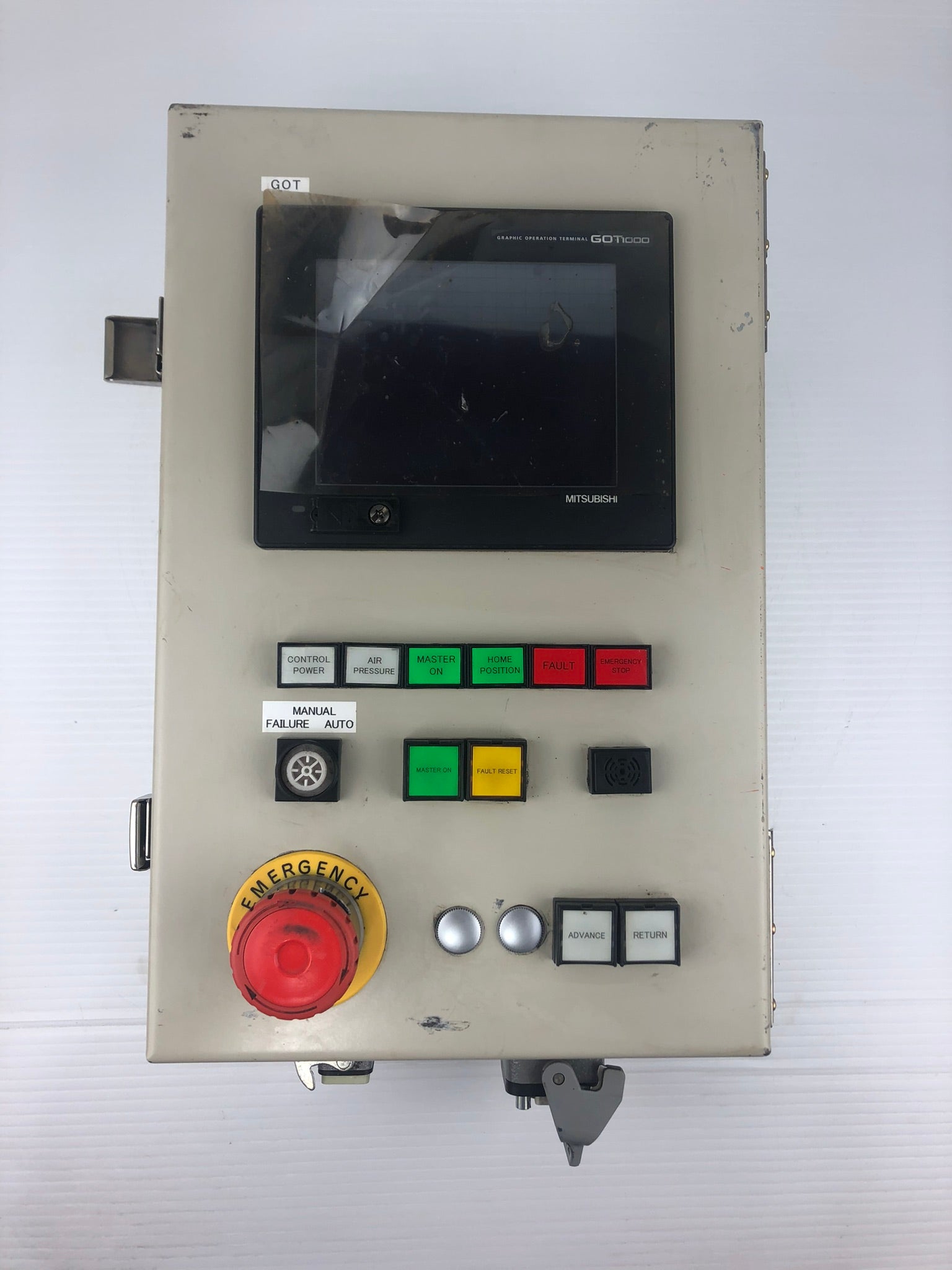 Yaskawa JZRCR-N0P16-NA Control Box GOT1000 Mitsubishi Screen GT1155-QSBD