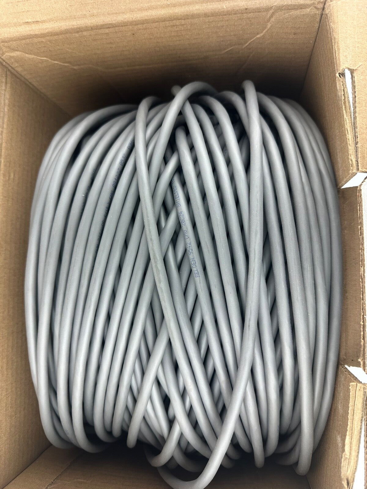 Belkin 9542 060 Shielded Instrumentation Computer Wire 500 ft. 20 Cond 24 AWG