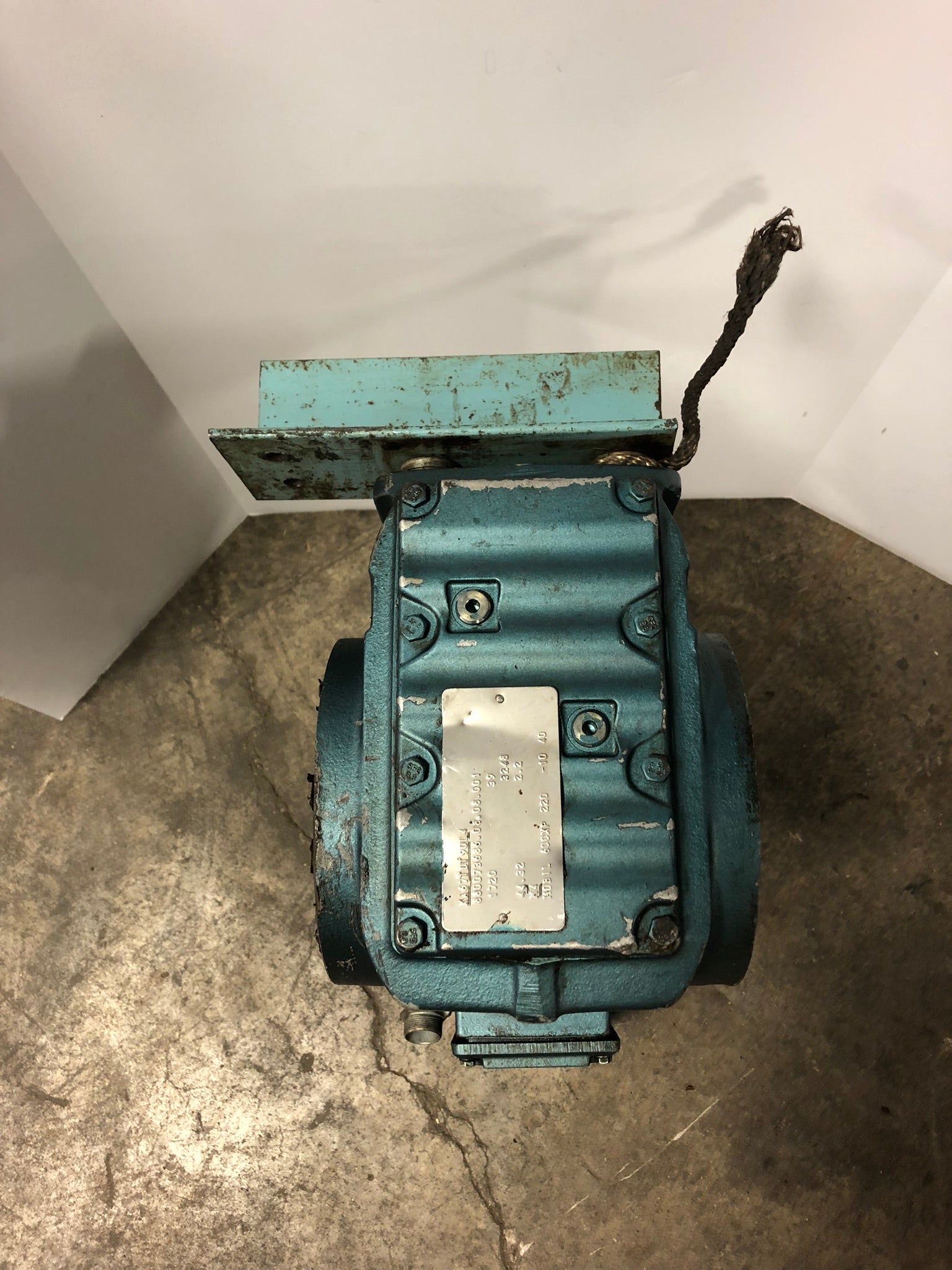 SEW Eurodrive DFT90L4 Gearmotor KA67TDT90L4 3PH