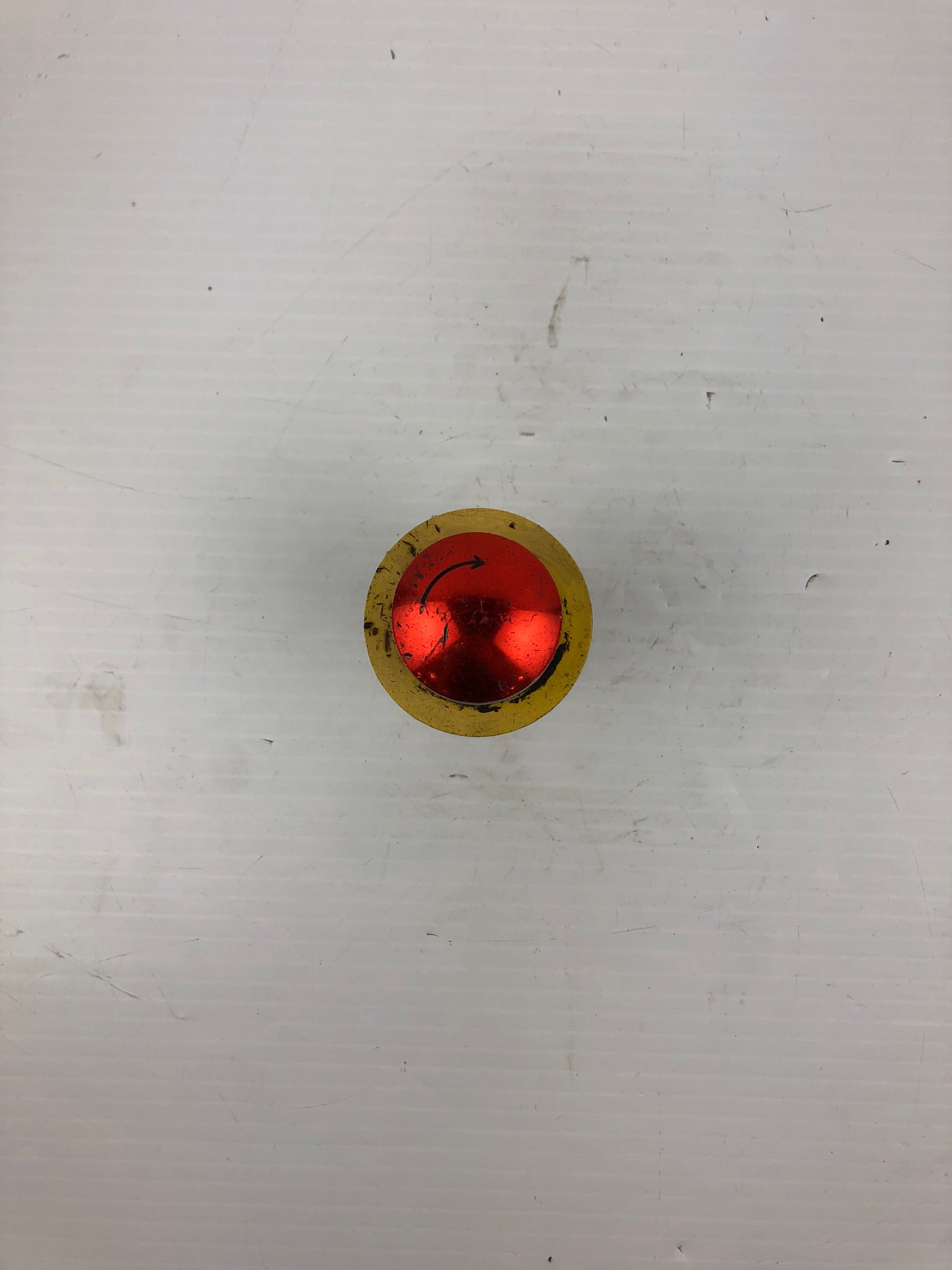 Elan Switch VDE0660 ENA 6A 380V Red Turn Button
