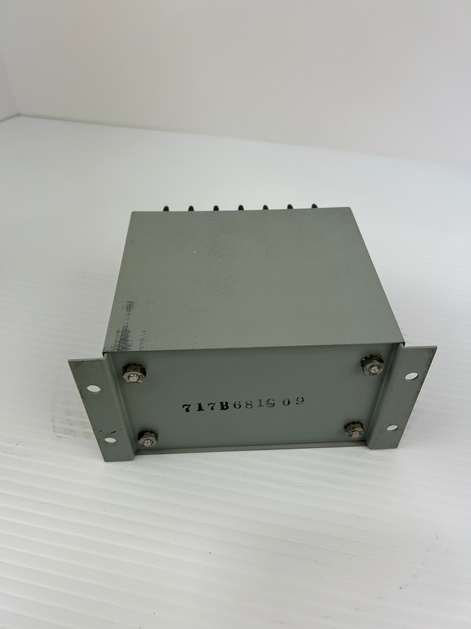 Westinghouse VP2-840 Watt Transducer 3 Phase 3 Wire 5 Amp 120 Volts 60 Cycles