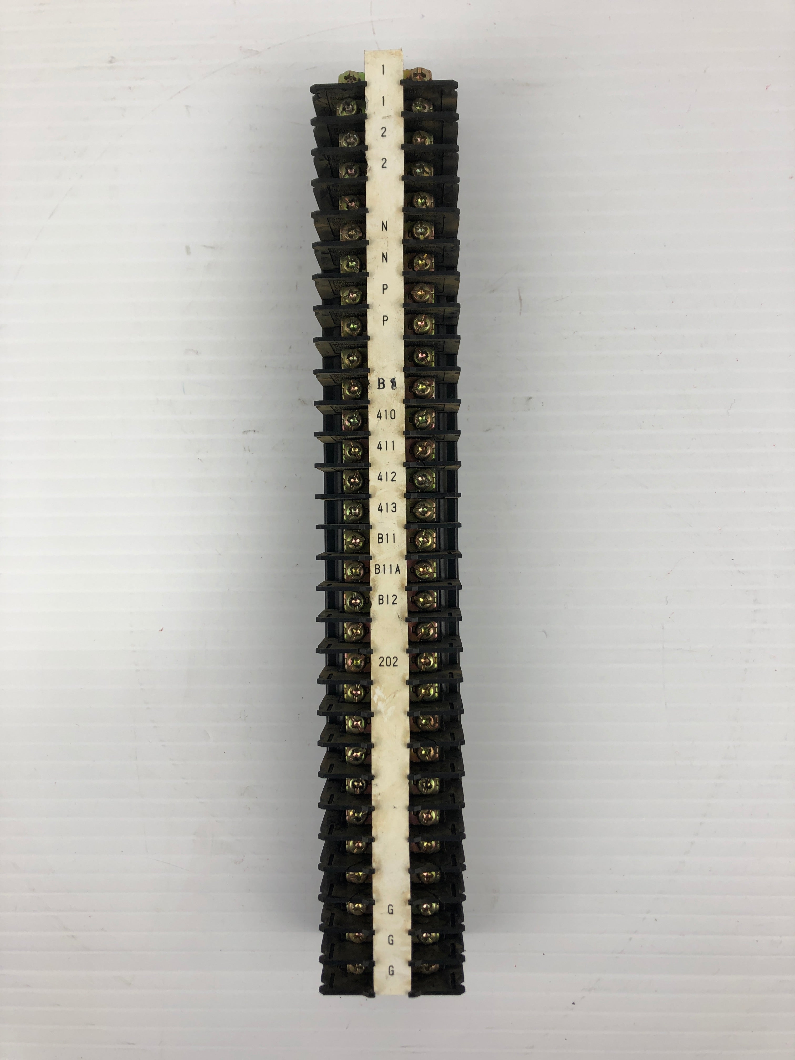 Idec BNH15MW Terminal Block 600V 2mm² 10A 30P