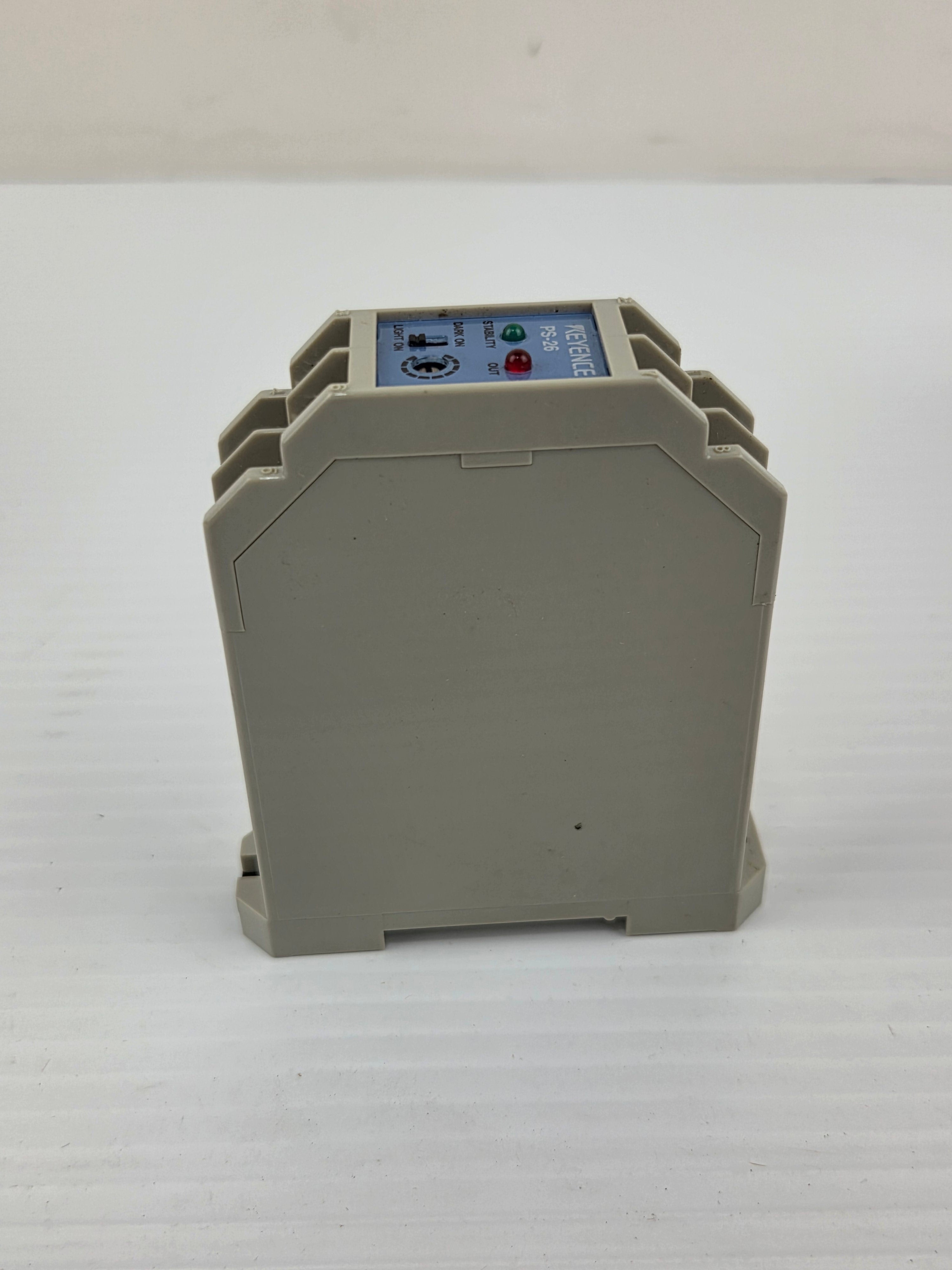 Keyence PS-26 Photoelectric Sensor Amplifier 85-240VAC DIN Rail Switch PS26