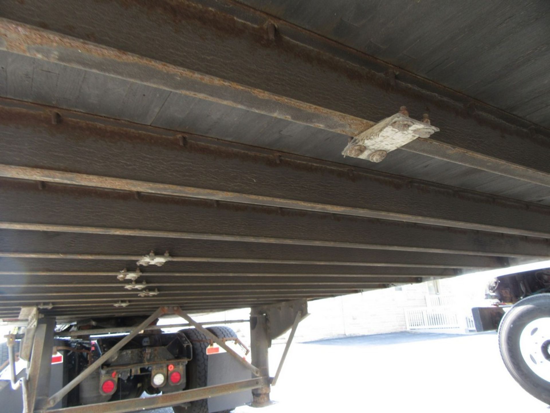 2015 Stoughton Pup Dry Van Semi Trailer 28' Spring / Roll Up 1DW1A2810FS620445