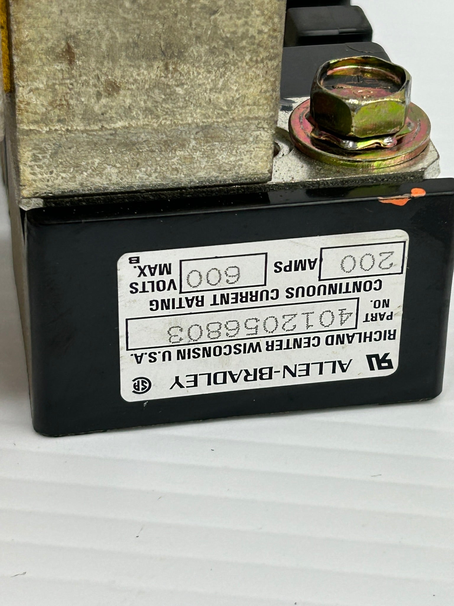 Allen-Bradley 40120-563-01 Fusible Disconnect Switch 200A 600V with Safety Cover