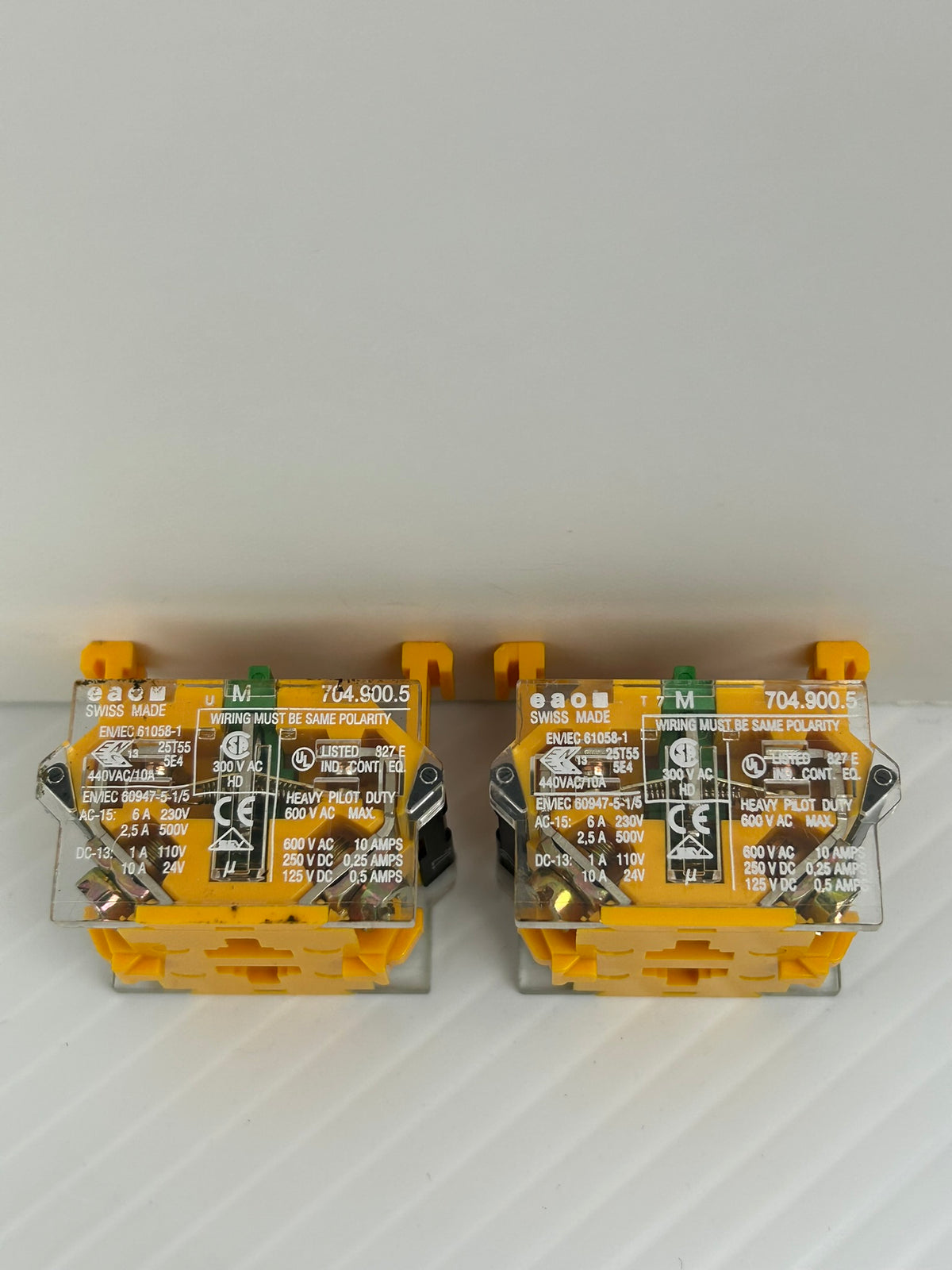 EAO 704.900.5 Contact Block 600VAC 10A - Lot of 2