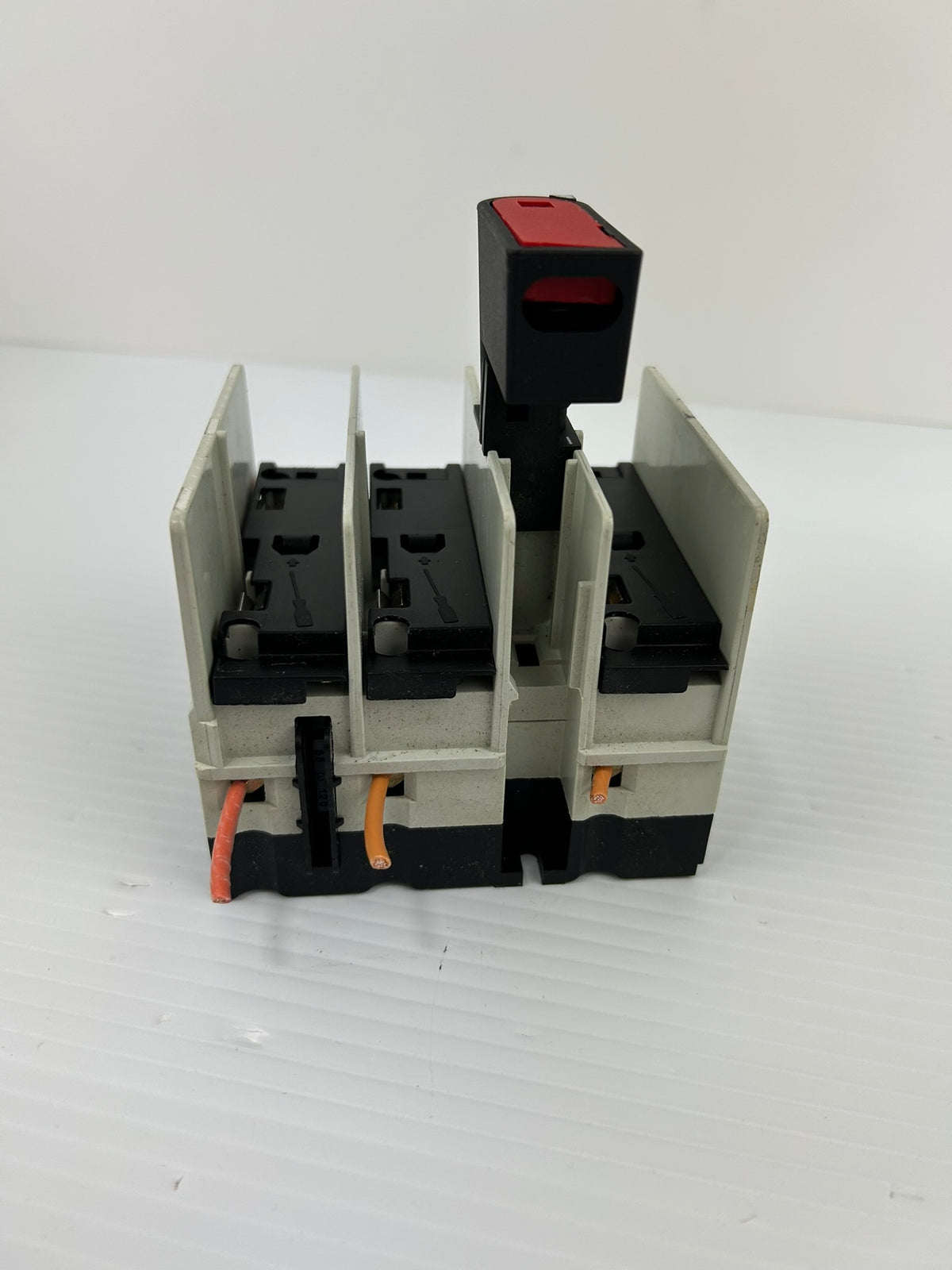 ABB BDCF30J6 General Purpose Switch Fusible 30A 600V BDCF 30J6 - No Fuses