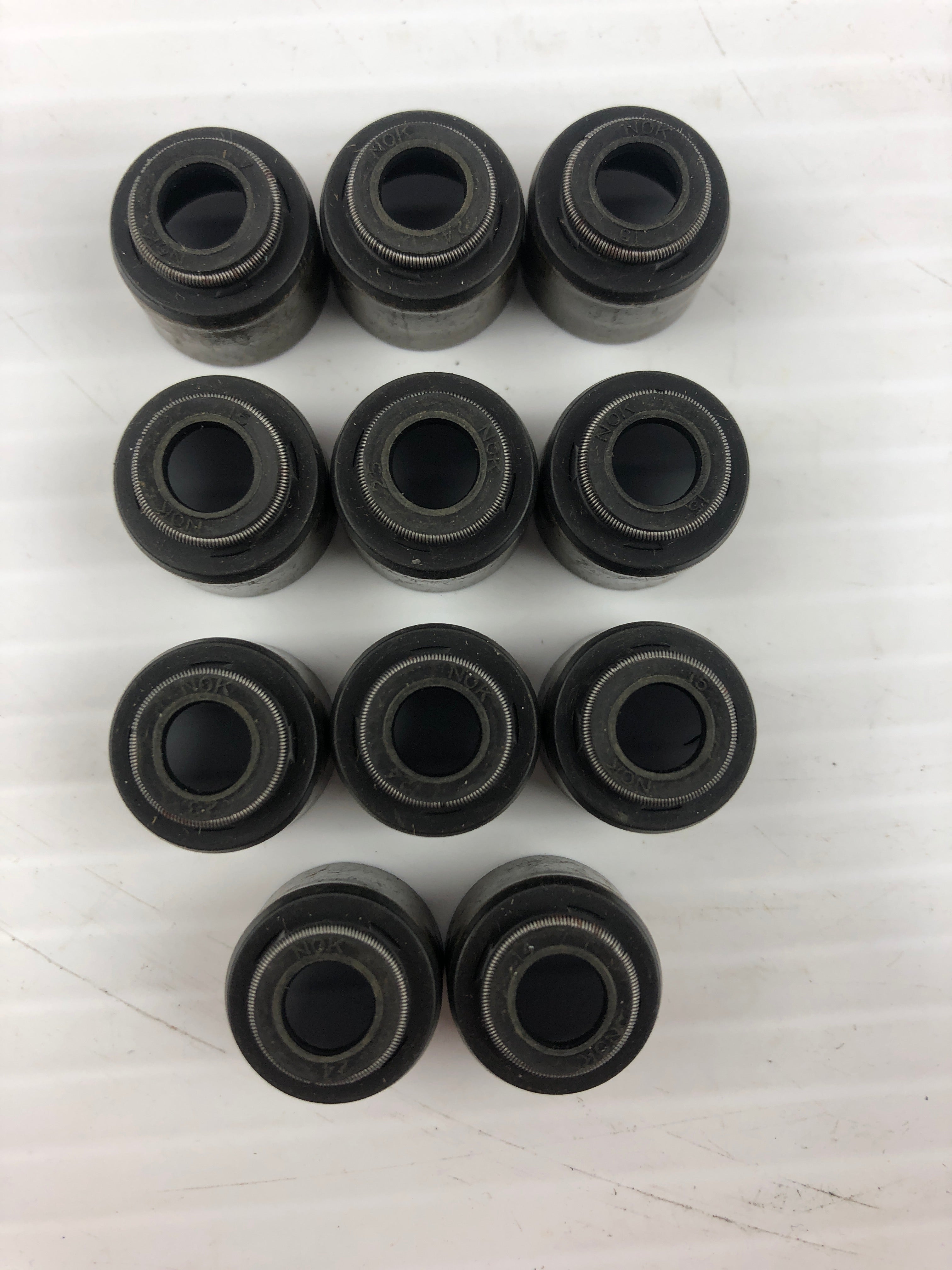 Clevite 216-1188 Engine Valve Stem Seal 2161188 - Lot of 11