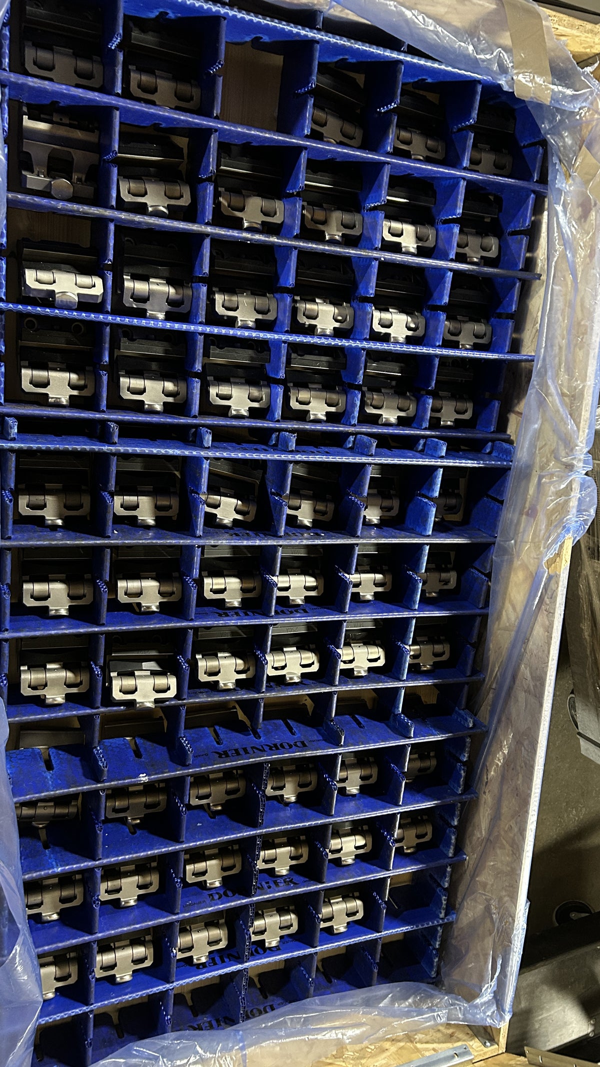 Tenter Pinch Clips Chain Assembly Links 674900 248A 212A - Crate of ~245 Units