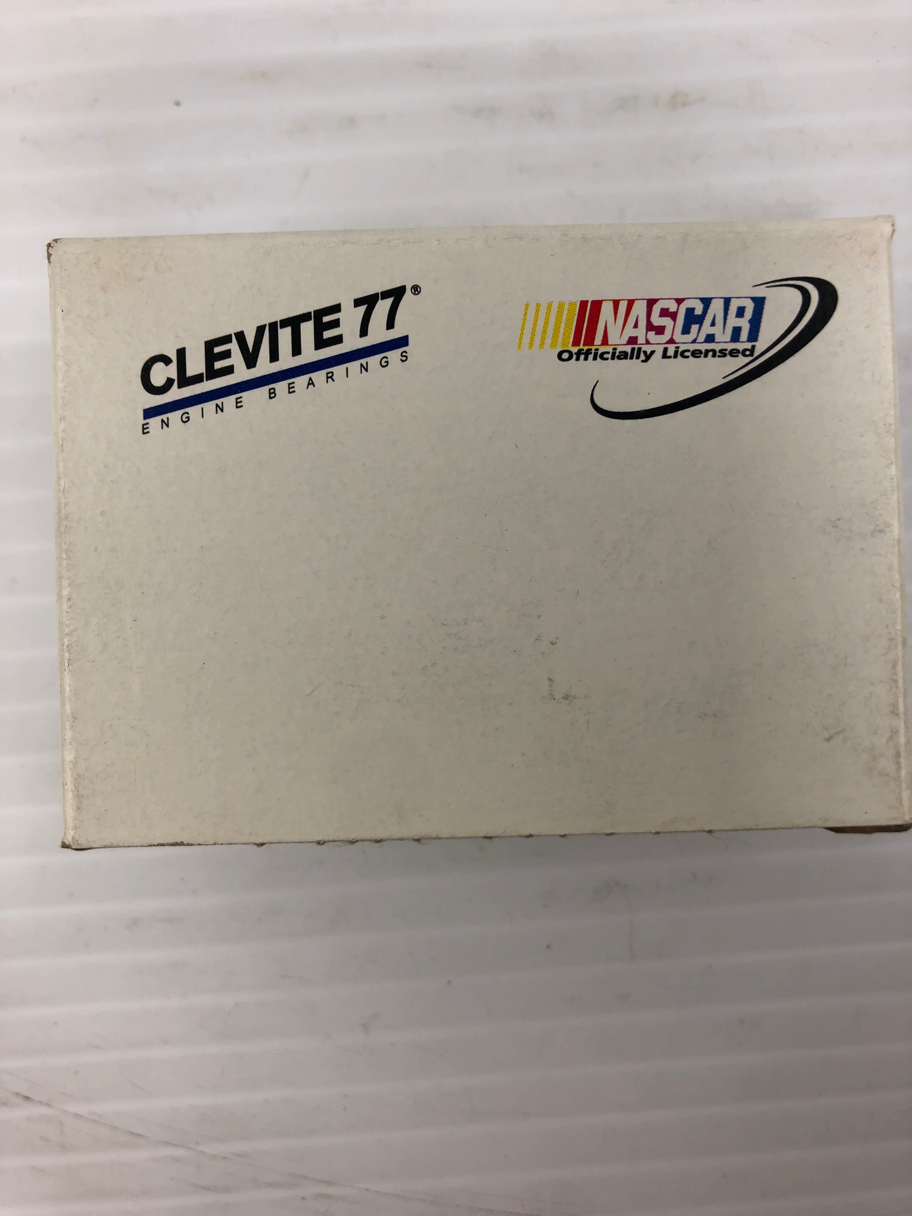 Clevite CB831P30 Engine Connecting Rod Bearing Pair CB-831 P-30