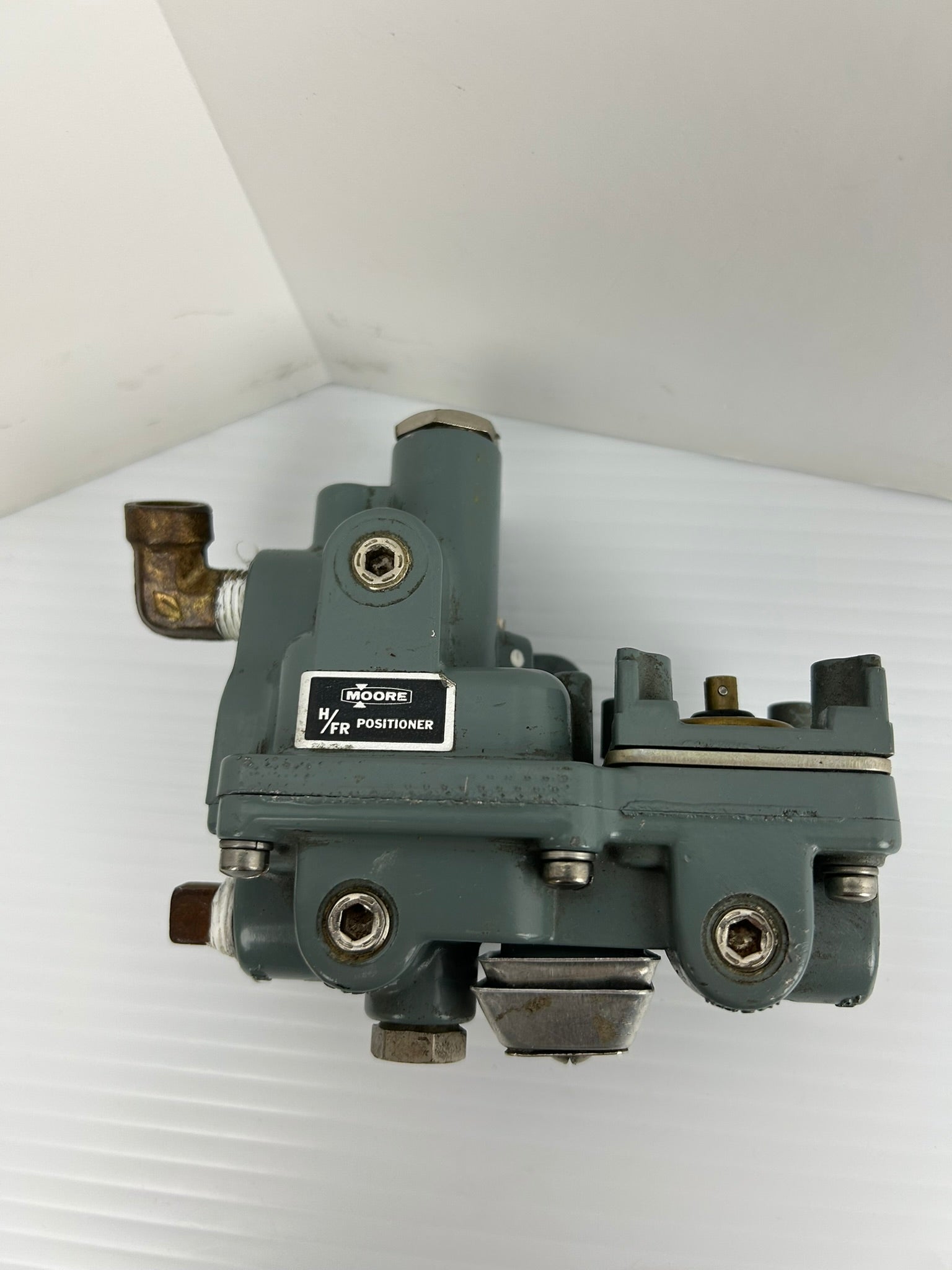 Moore 12372-74NS6CA H/FR Valve Positioner 74N