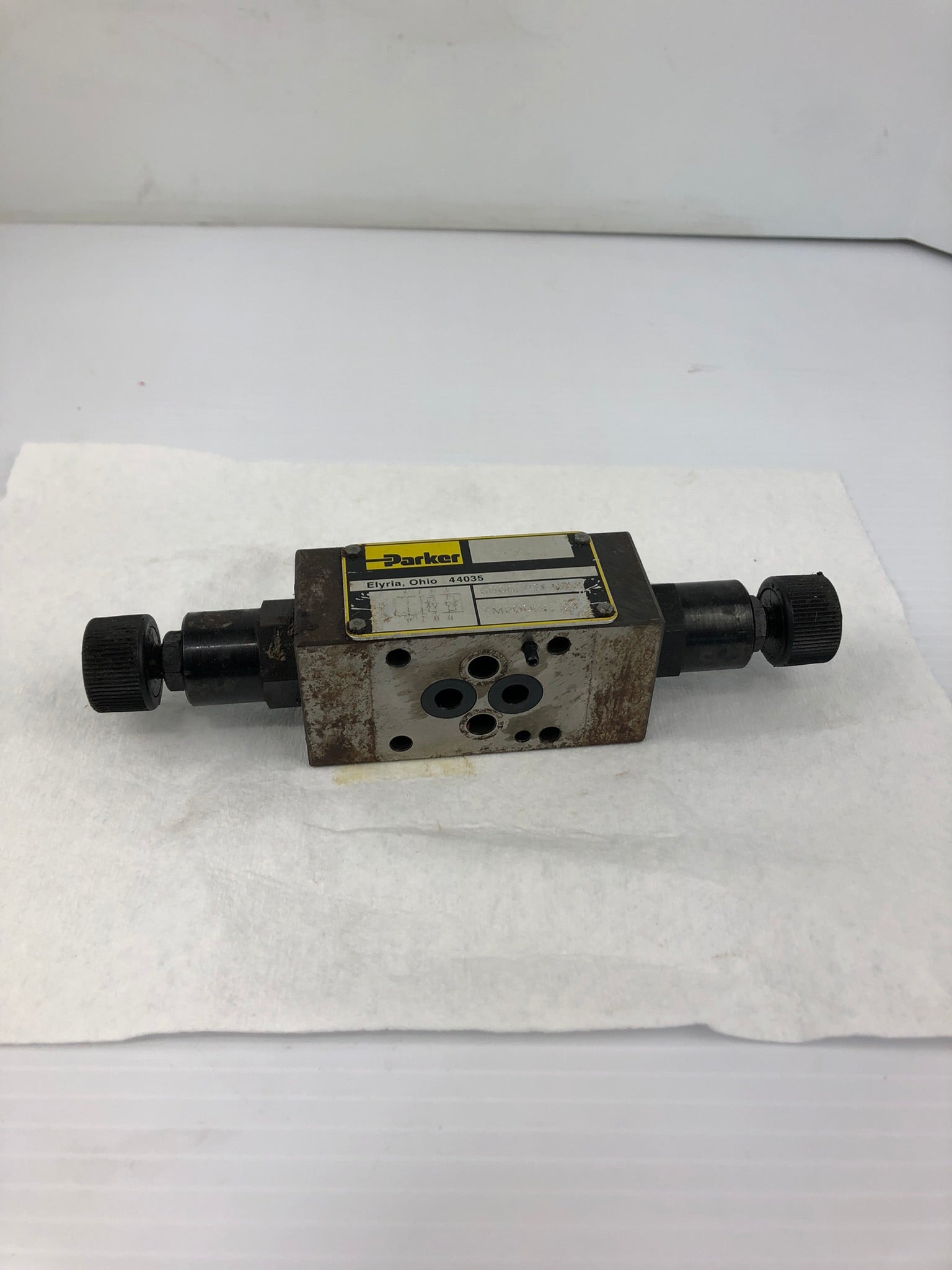 Parker FM2DDKN 50 FL Hydraulic Pressure Control Valve 5000 PSI Max