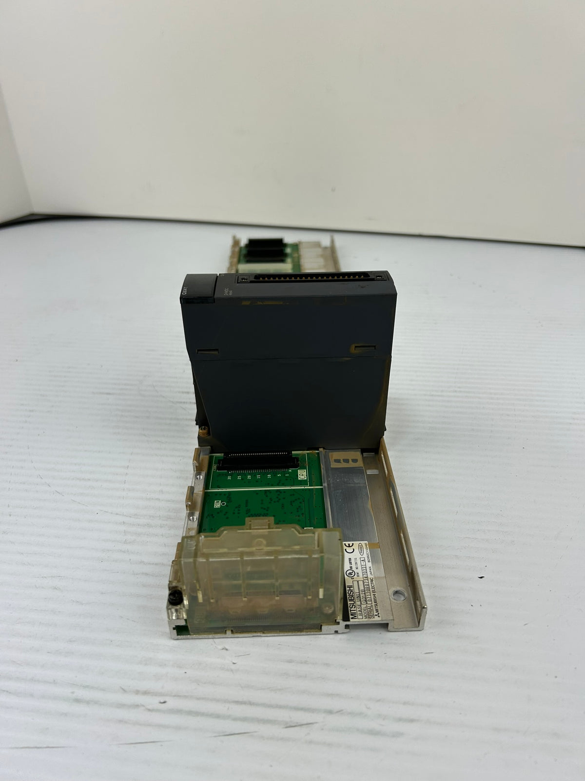 Mitsubishi Q312B Melsec-Q Base Unit Model with QX41 Input PLC Module