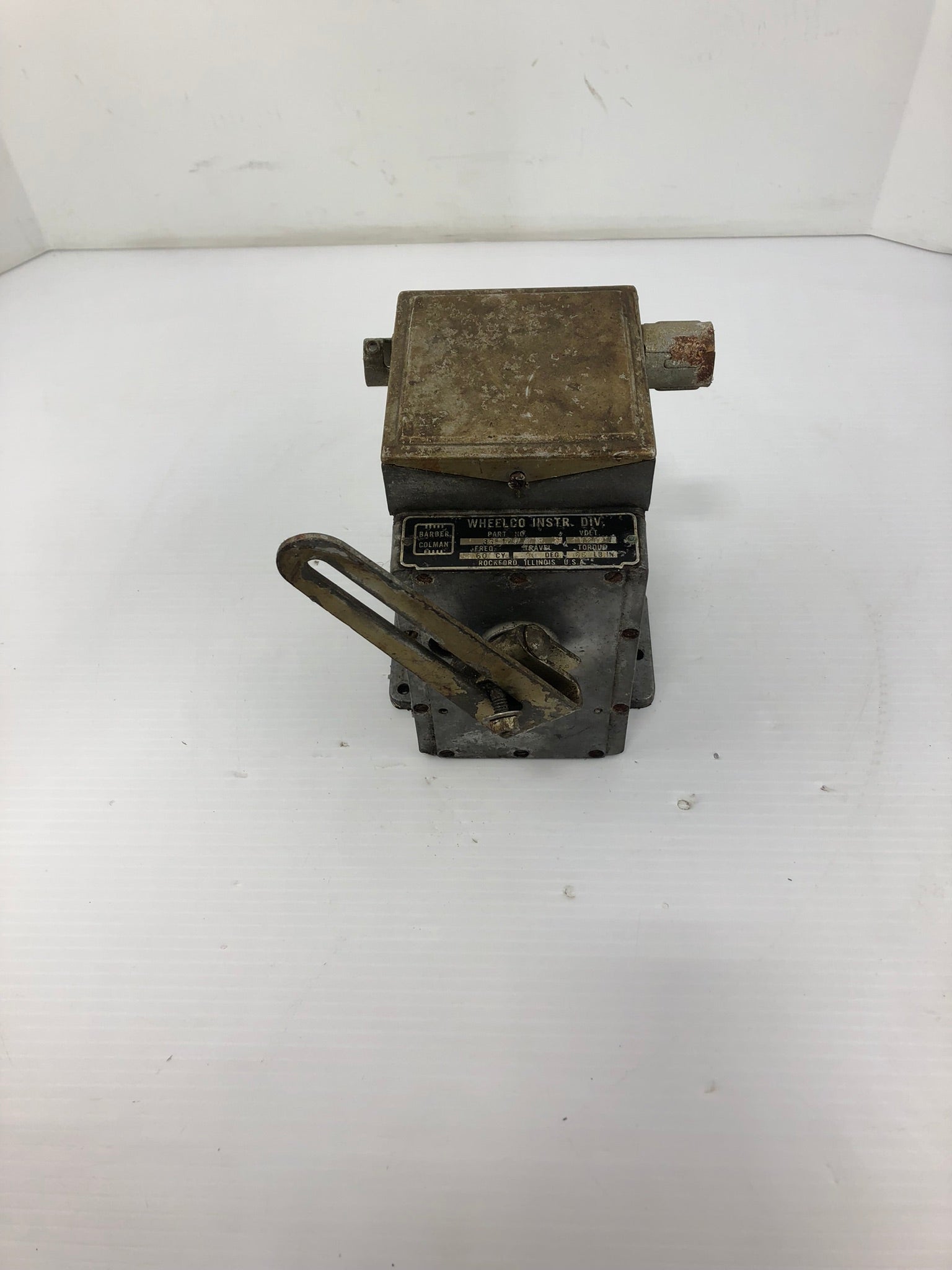 Barber Colman 35-179-1 Actuator Wheelco 120 V 60 Cycle 90 Degree Torque 65 LB-IN