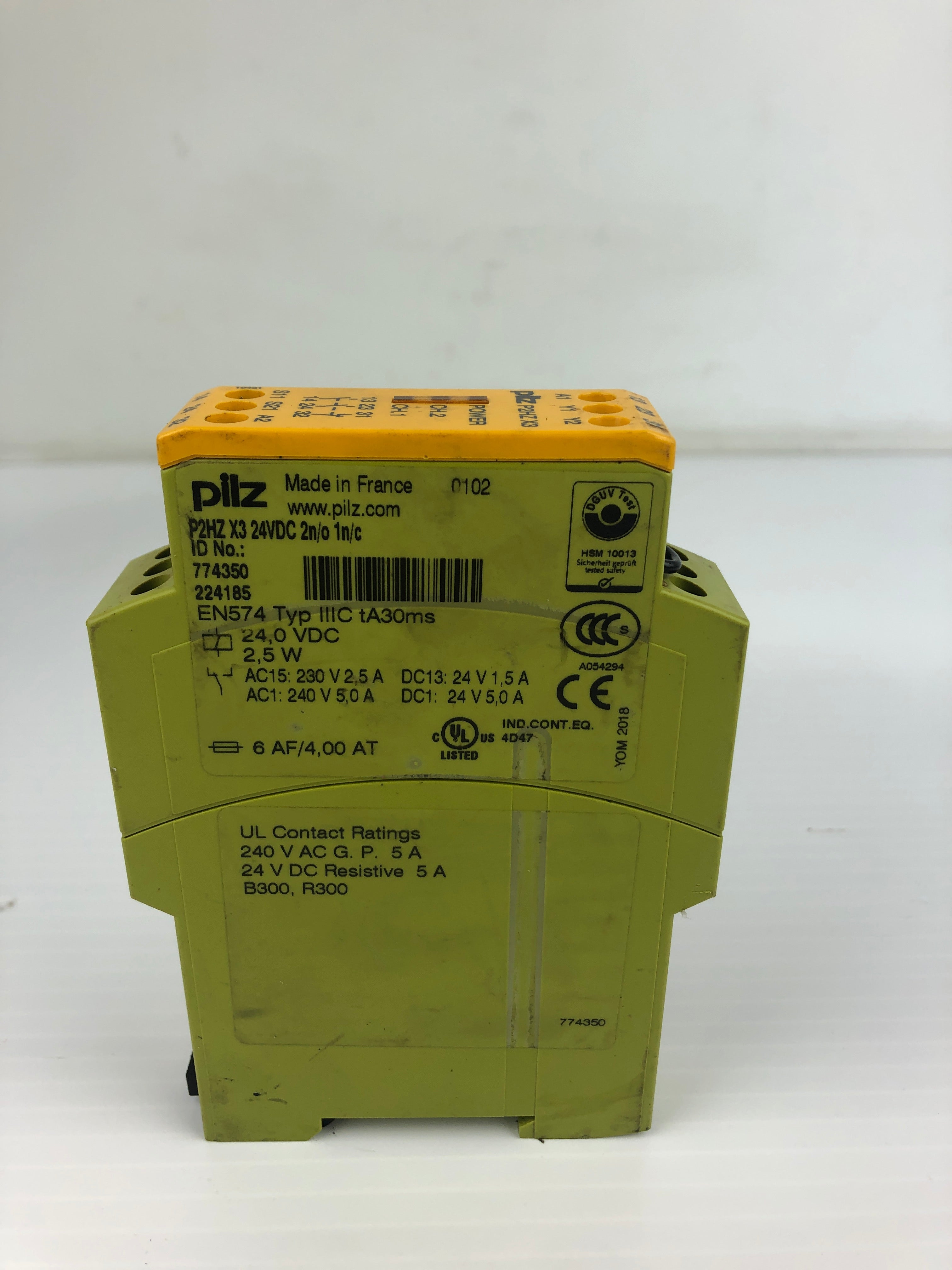 Pilz P2HZ X3 Safety Relay 24VDC 2n/o 1n/c 2,5W