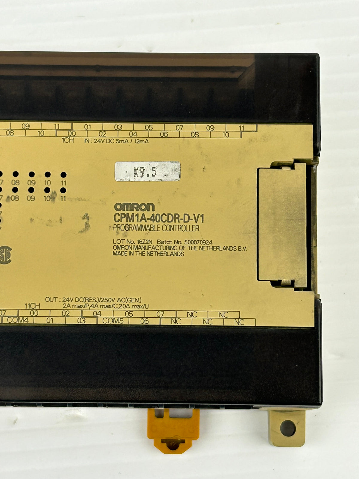 Omron CPM1A-40CDR-D-V1 Programmable Controller